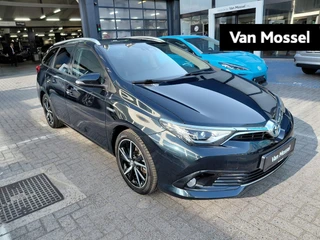 Toyota Auris Touring Sports 1.8 VVT-i Hybrid CVT Dynamic HSD