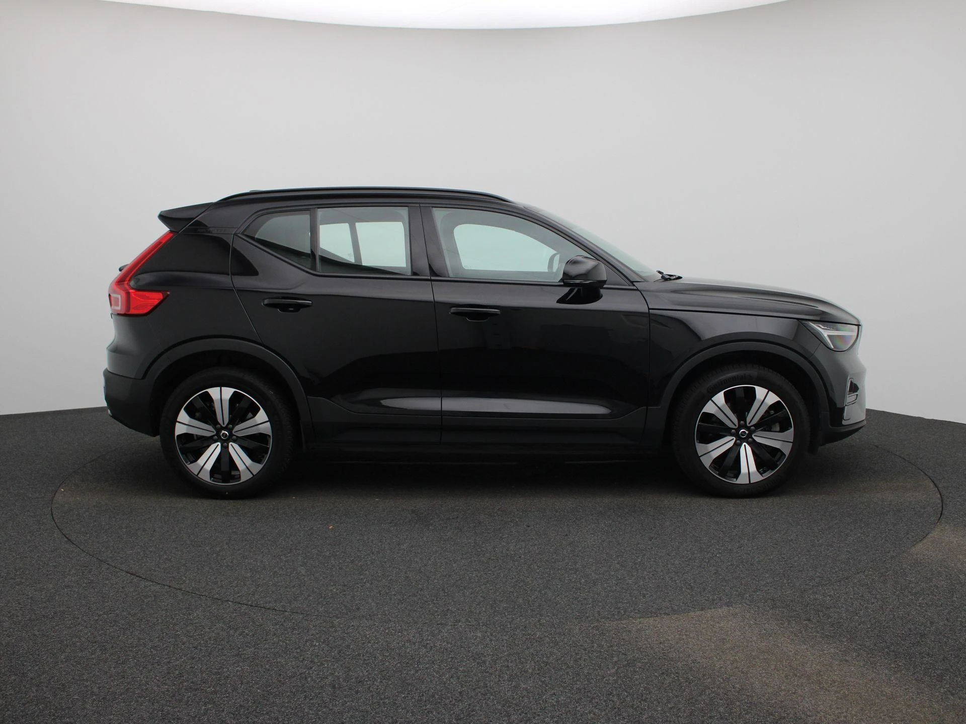 Volvo-XC40-image-5