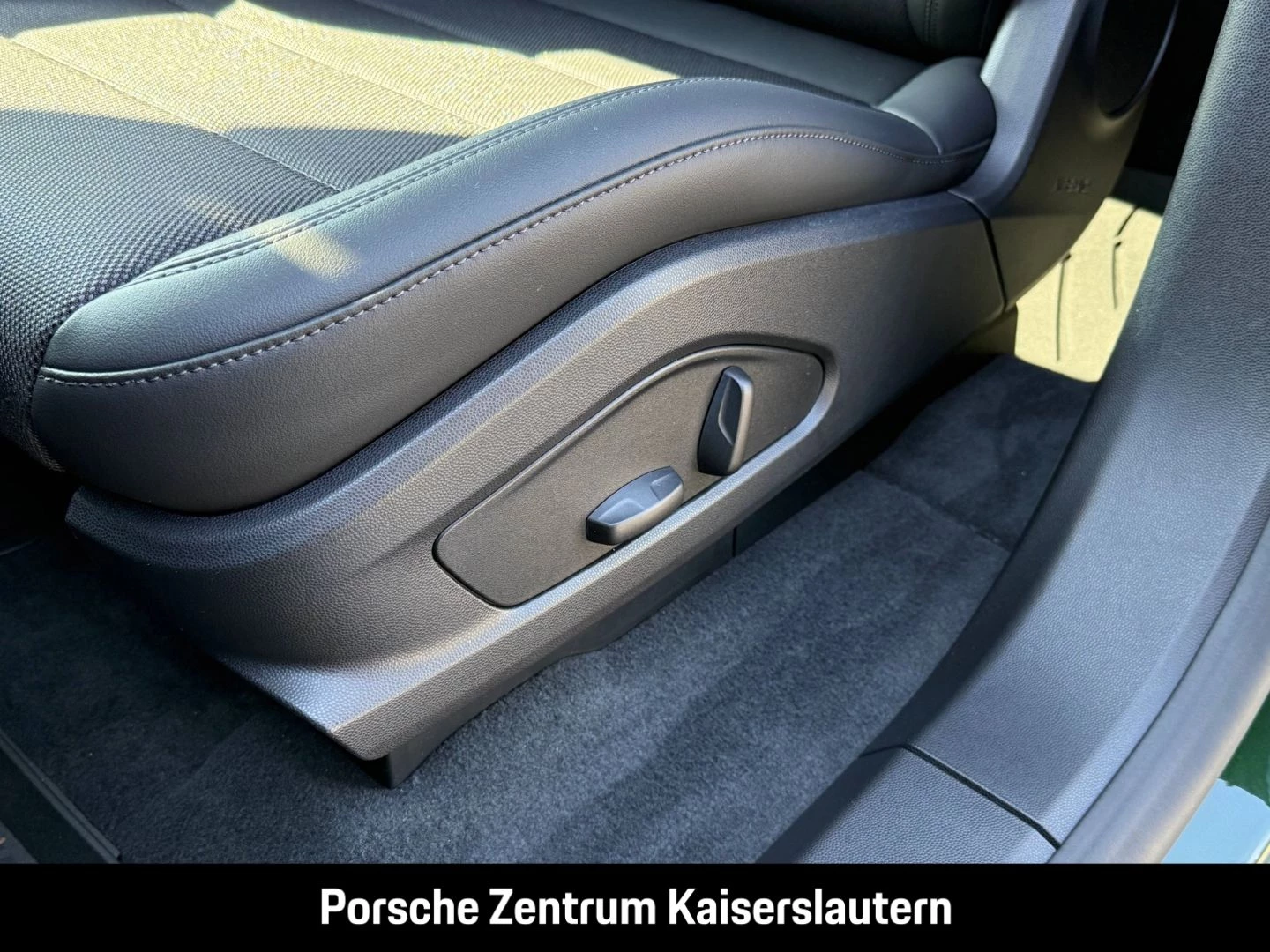 Porsche Macan 4 Surround-View BOSE Luftfederung LED -