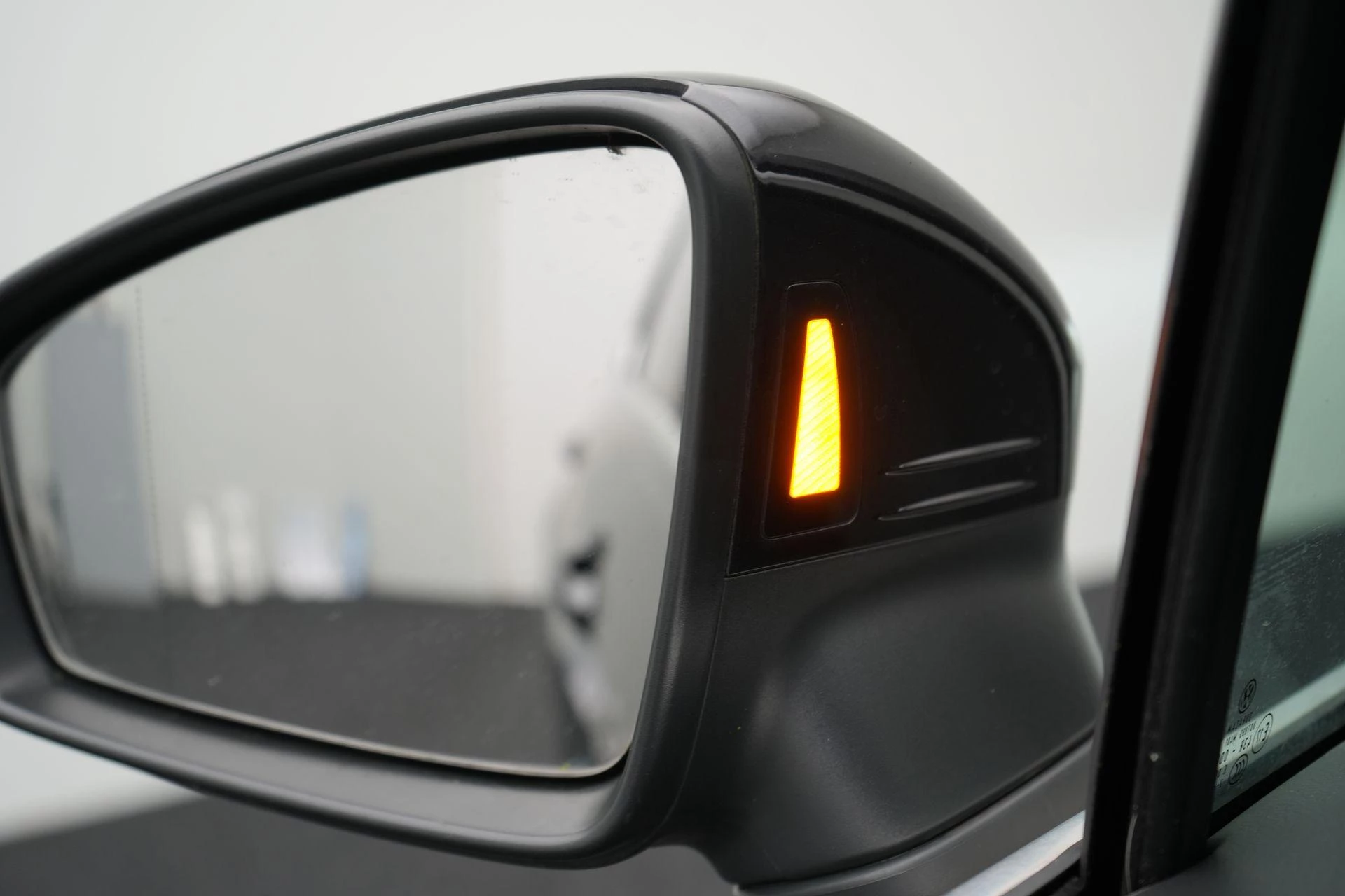 Volkswagen-Tiguan-image-34