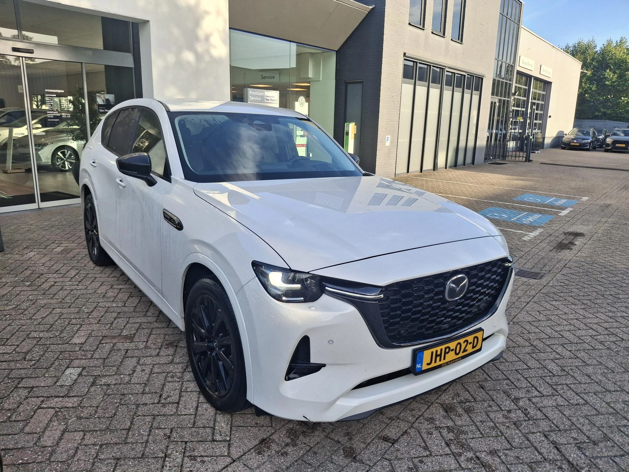 Mazda-CX-60-image-2