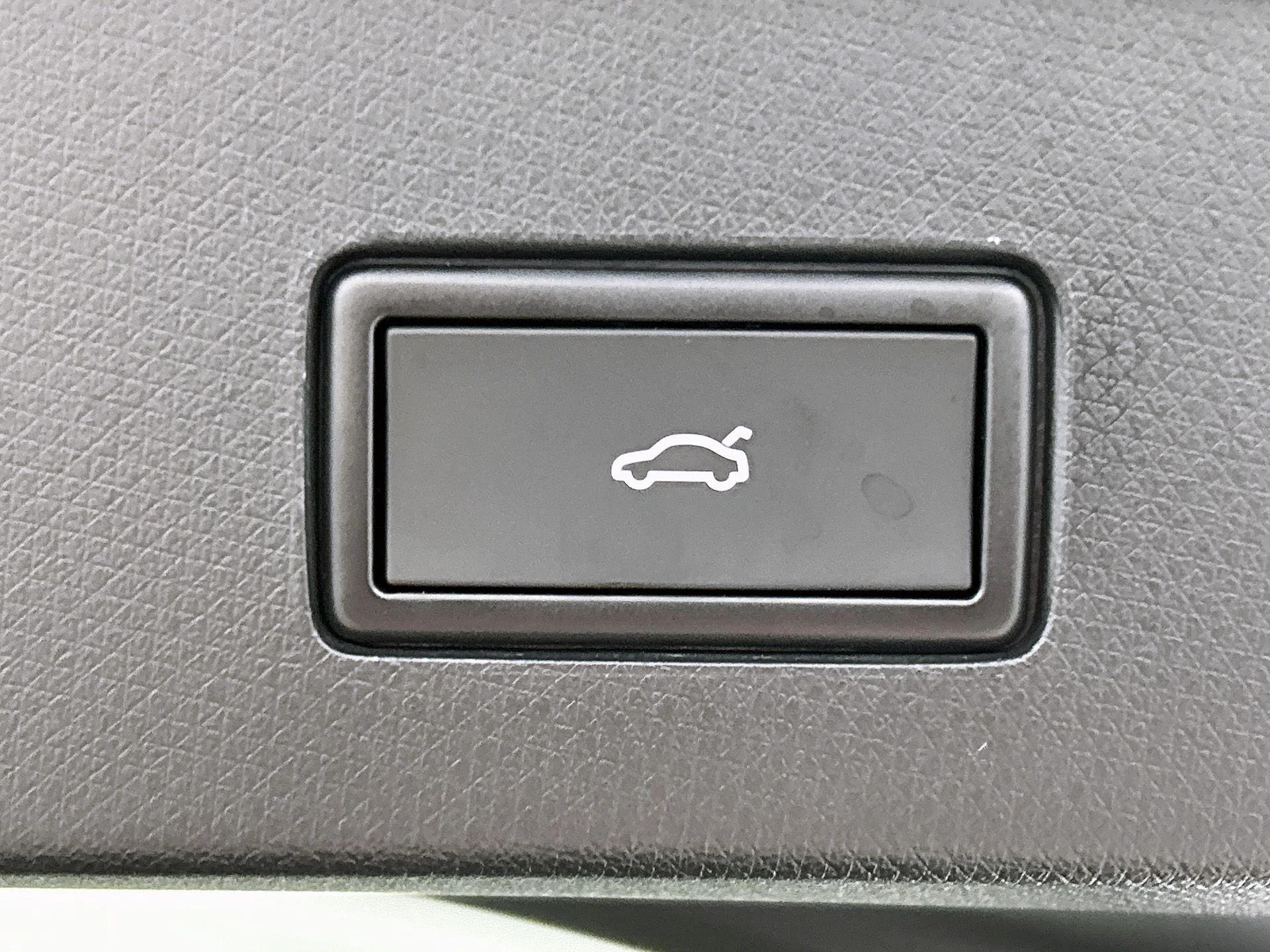 CUPRA Tavascan Business 82 kWh