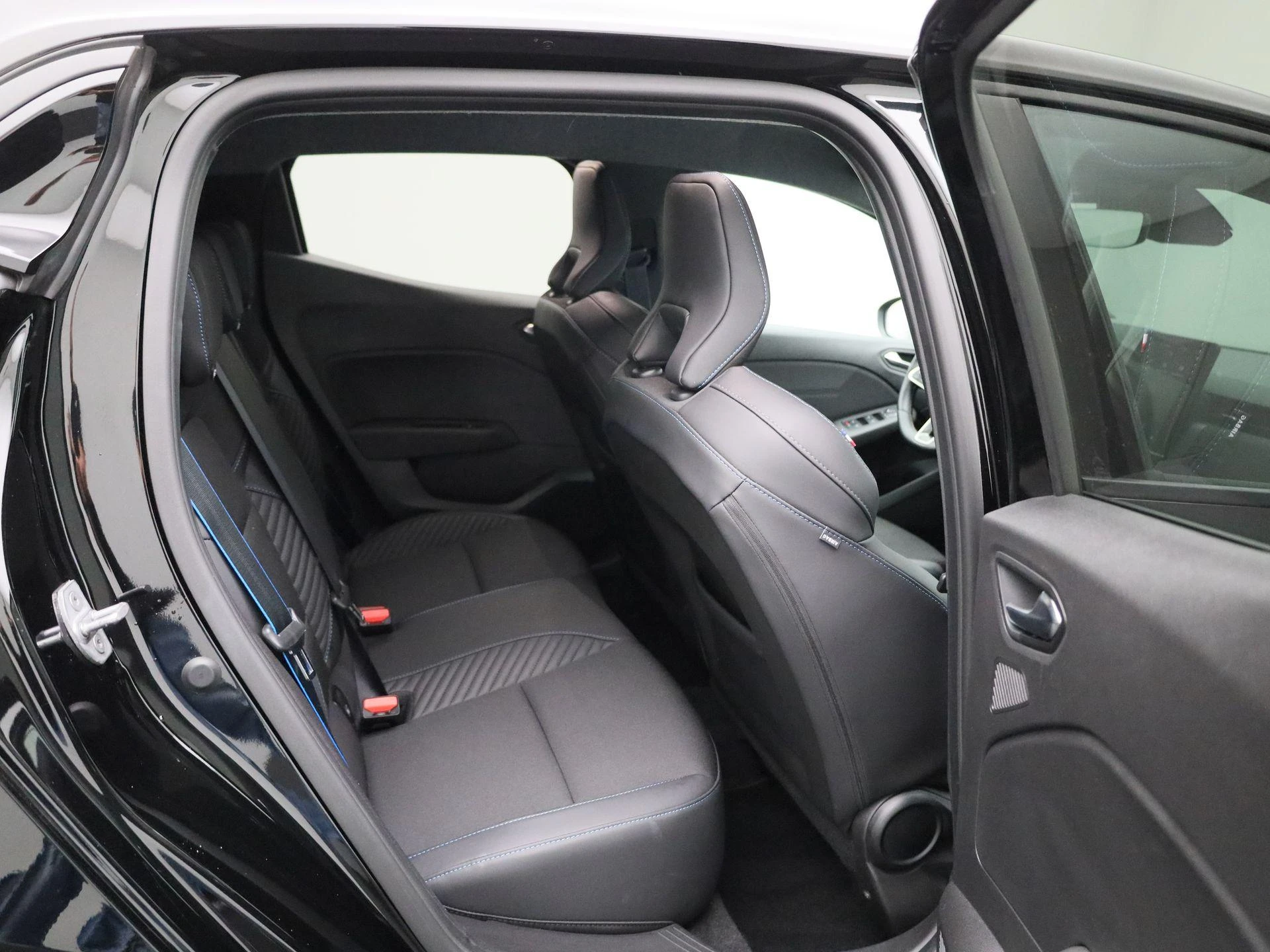 Renault-Clio-image-31