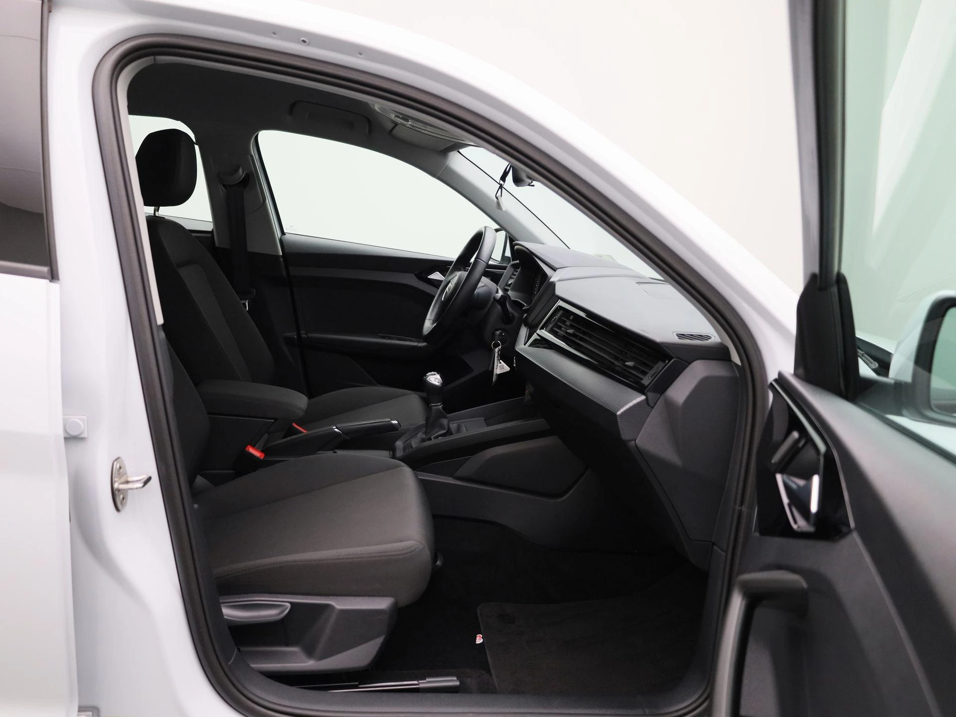 Audi-A1 Sportback-image-31