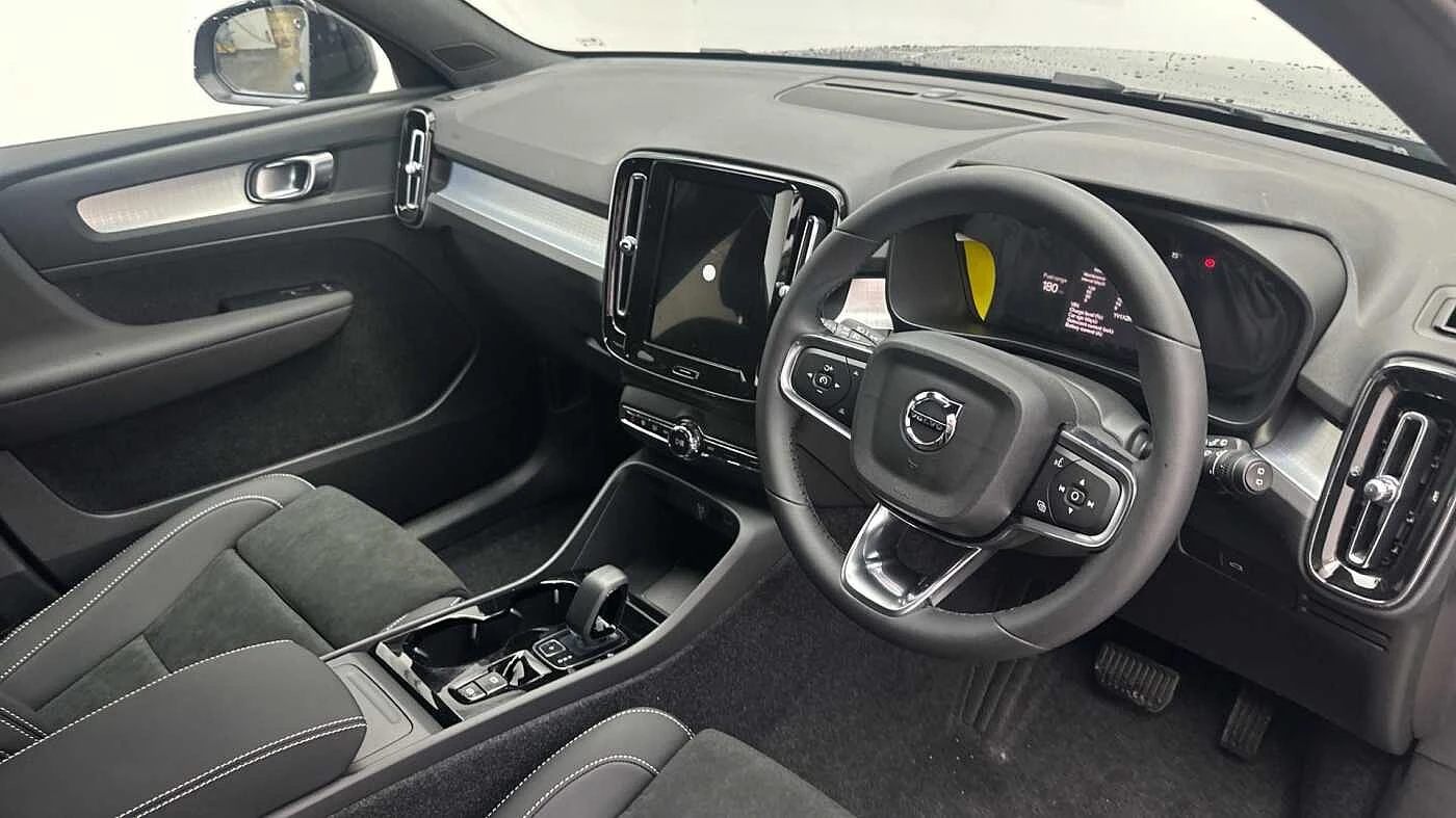 Volvo-XC40-image-5