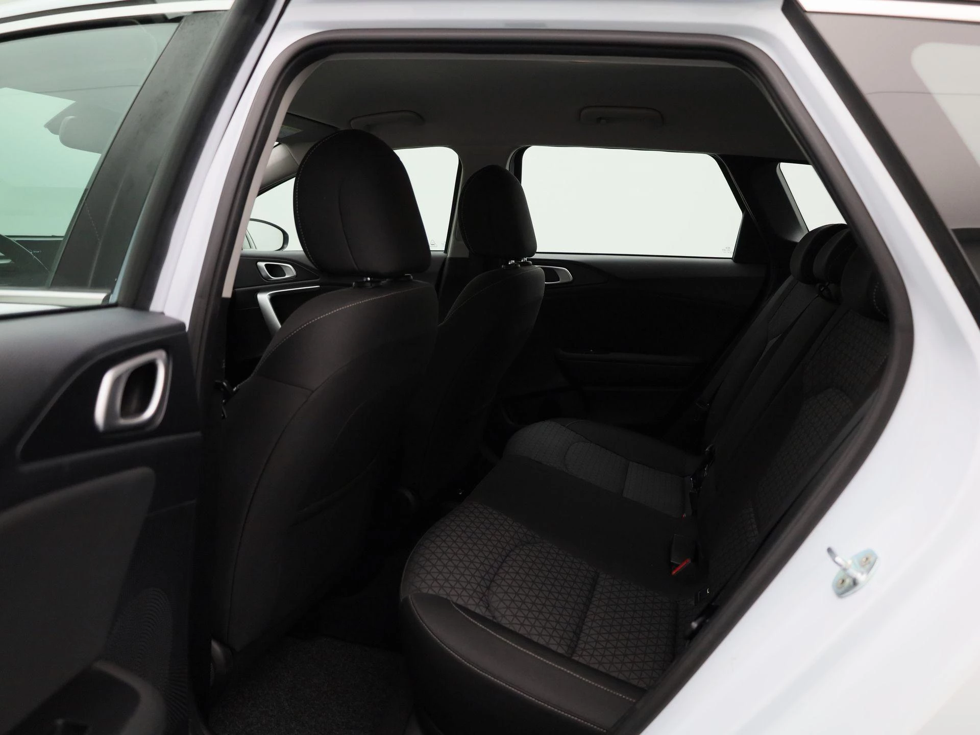 Kia-Ceed Sportswagon-image-9