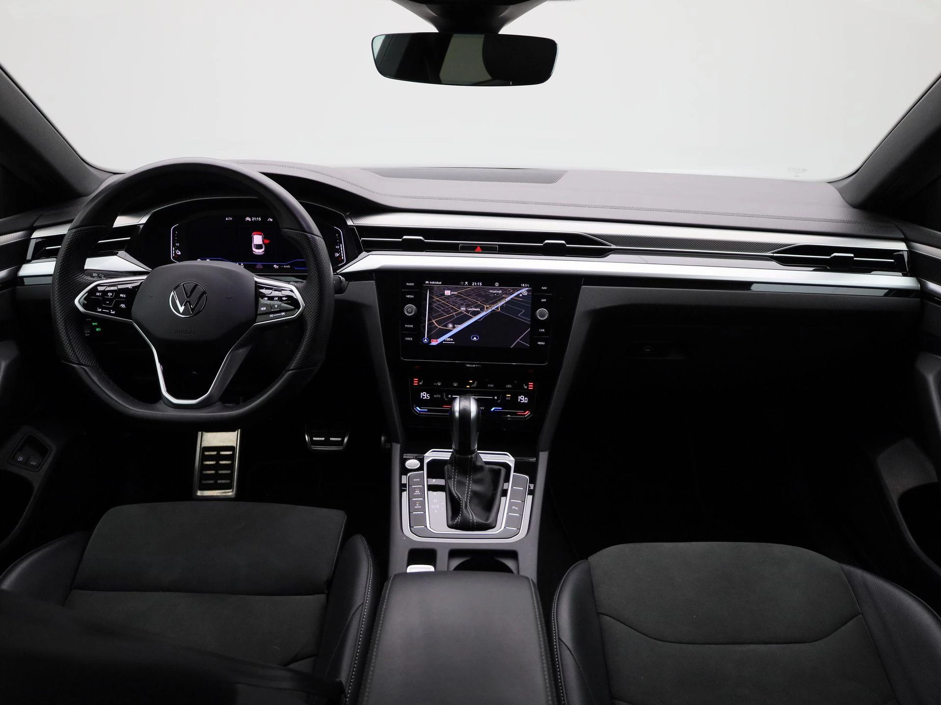 Volkswagen-Arteon-image-40