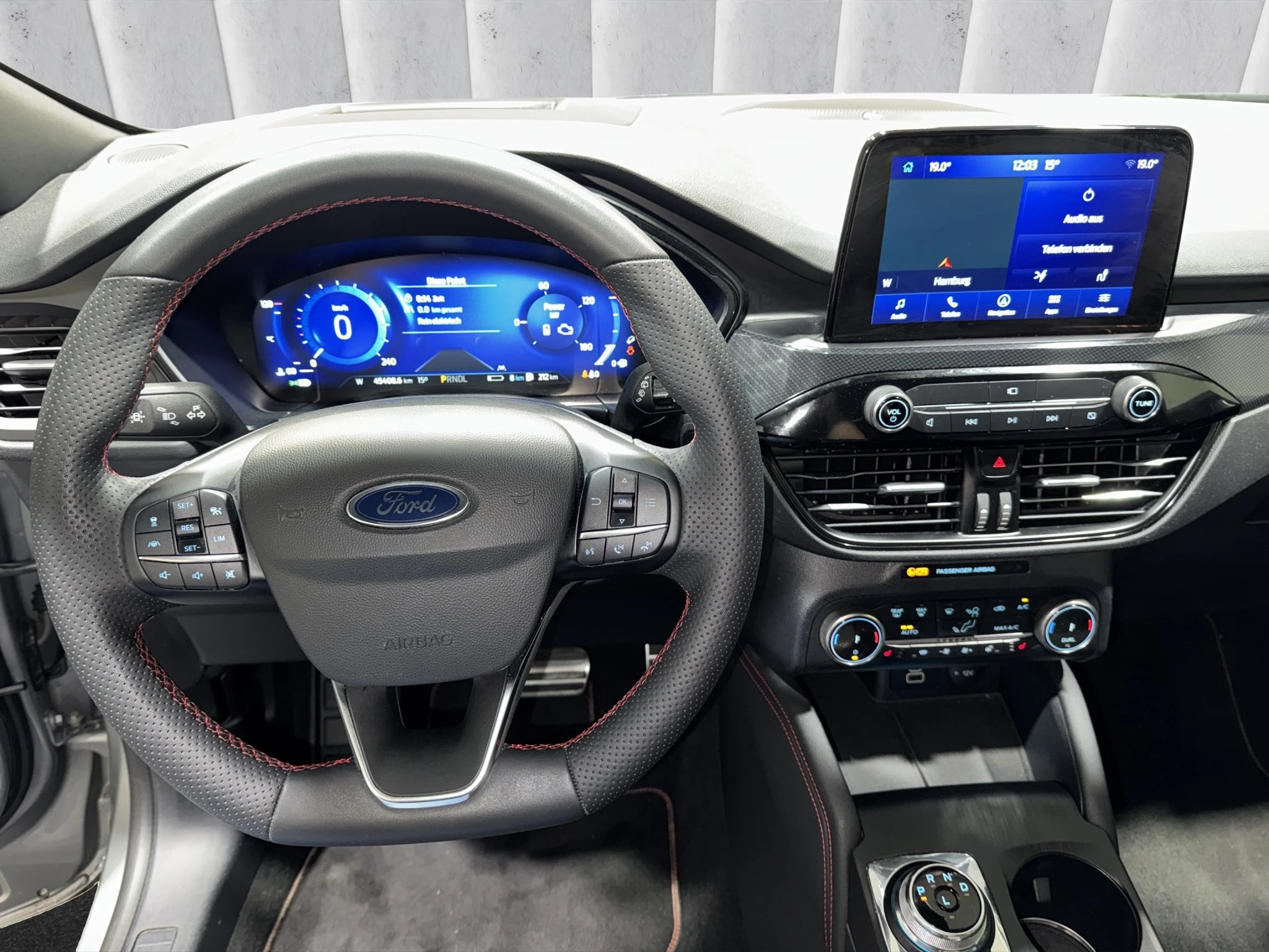 Ford-Kuga-image-10