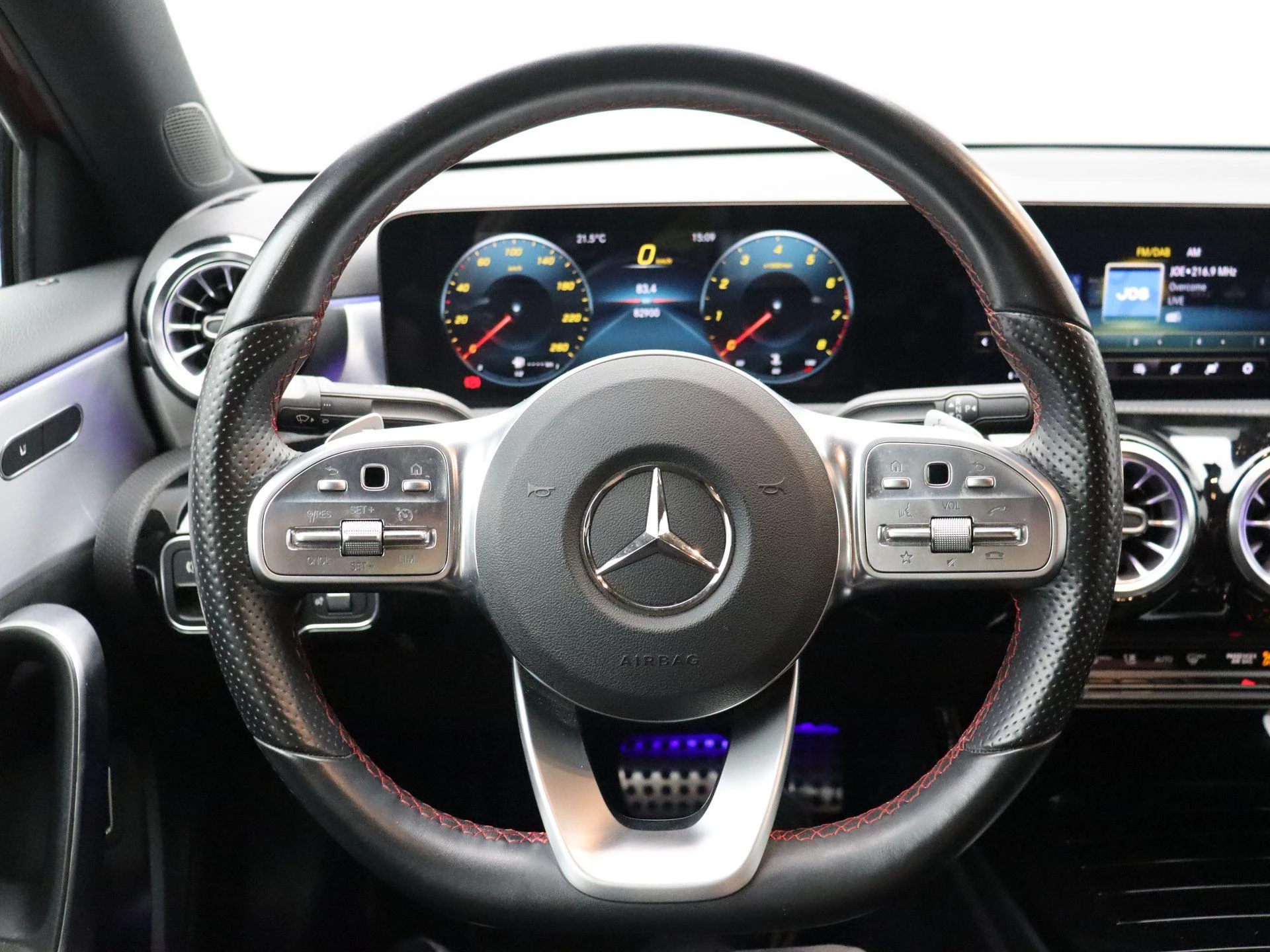 Mercedes-Benz Classe A 180 AMG Line Sedan + NIGHTPAKKET + LED + CAMERA +