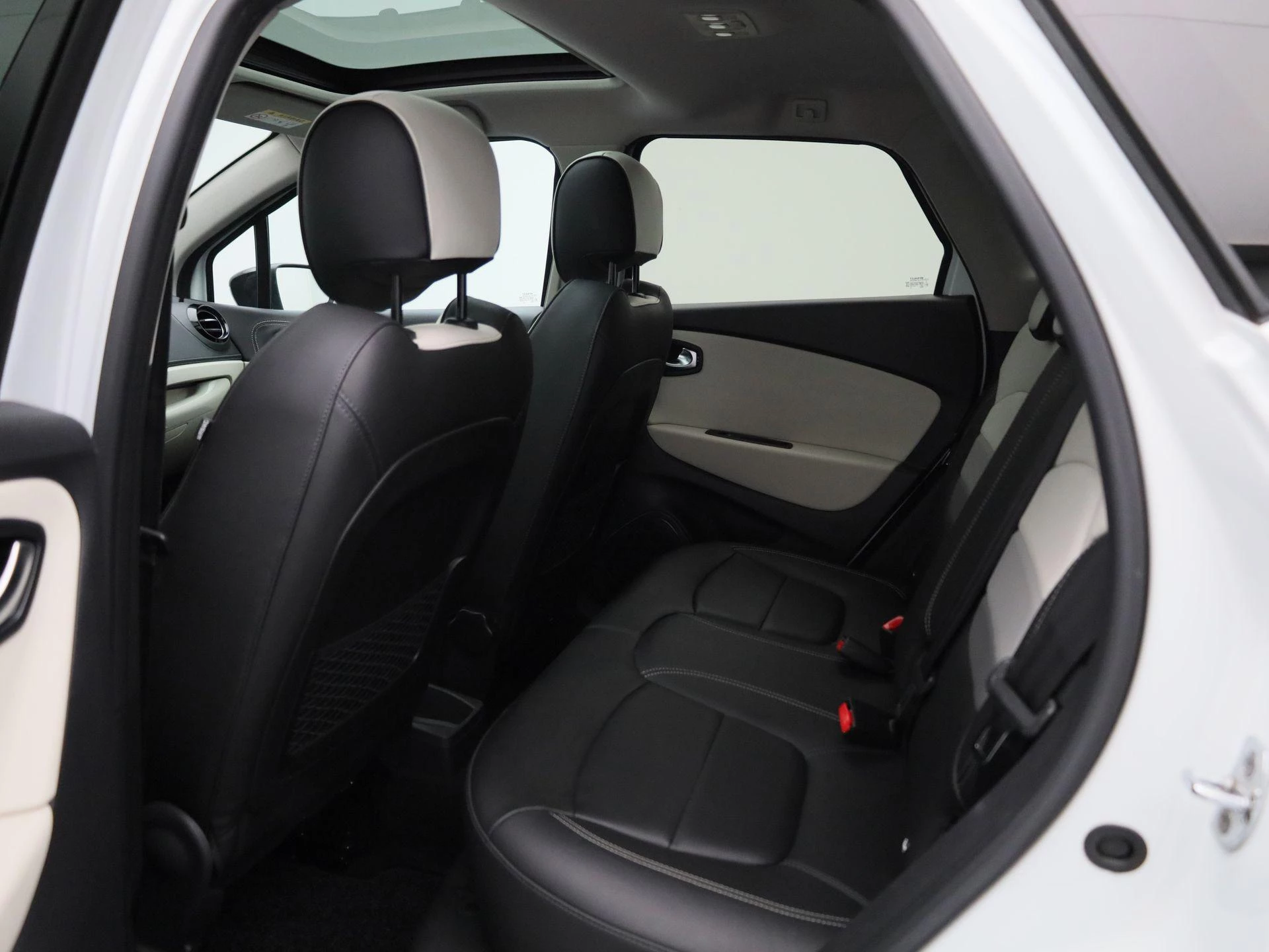 Renault-Captur-image-9