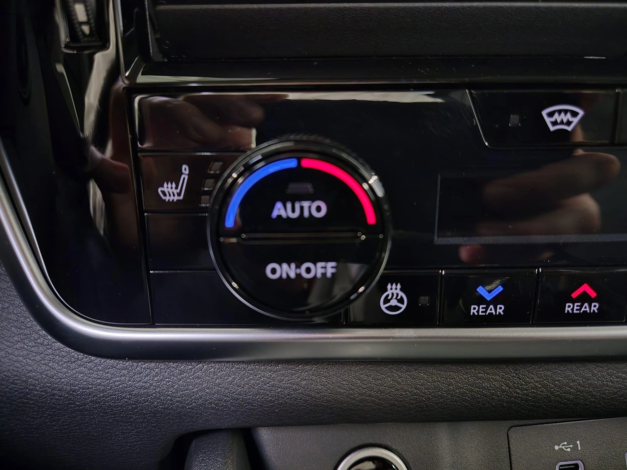 Nissan X-Trail Acenta + Comfort Pack (Mild Hybrid)
