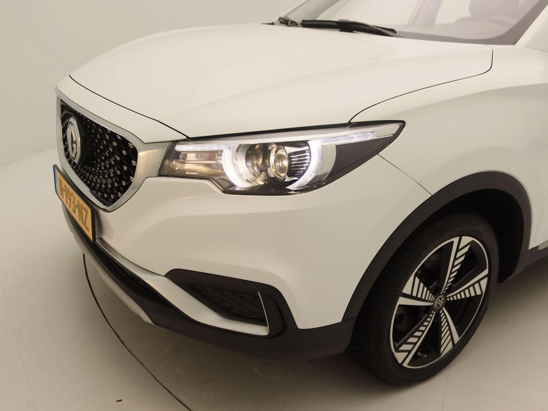 MG-ZS EV-image-15