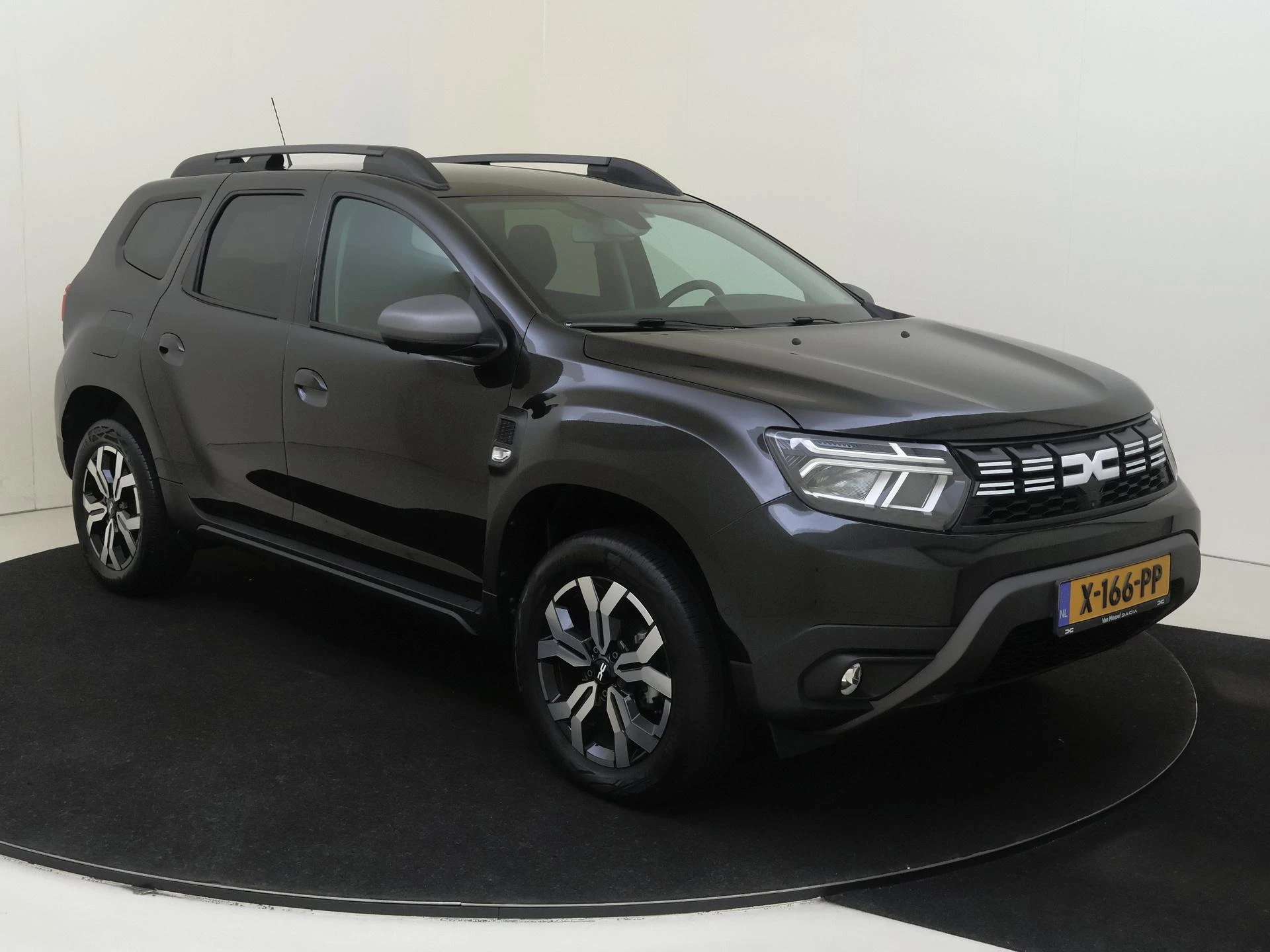 Dacia-Duster-image-1