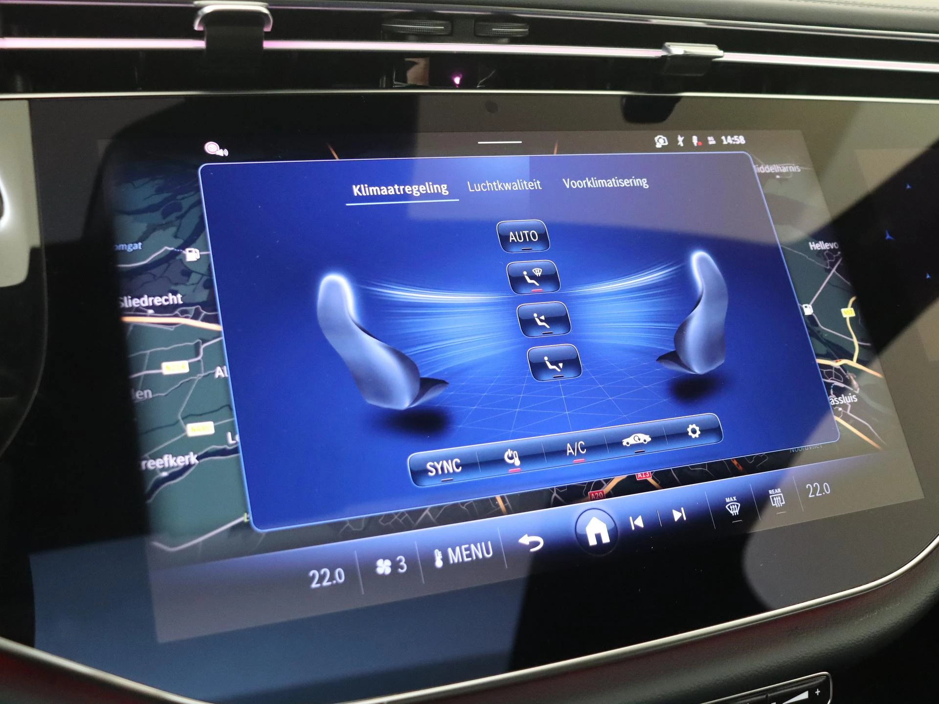 Mercedes-Benz-E-Klasse-image-22