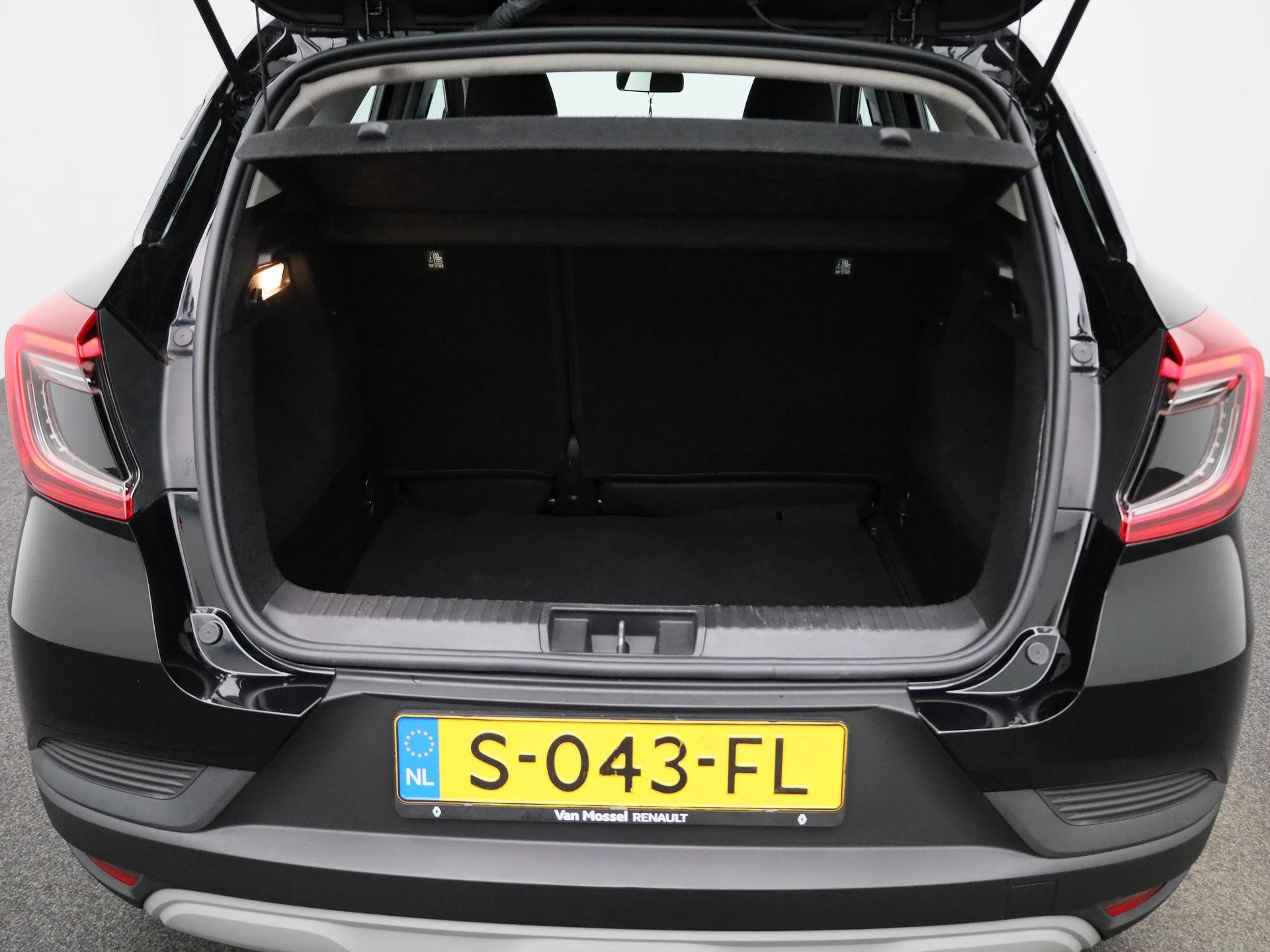 Renault-Captur-image-11