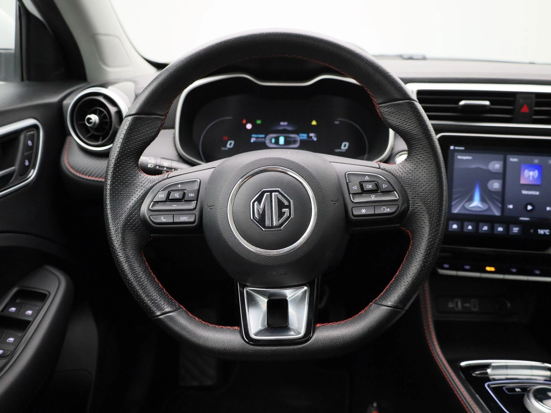 MG ZS EV MG EV Long Range Luxury 70 kWh