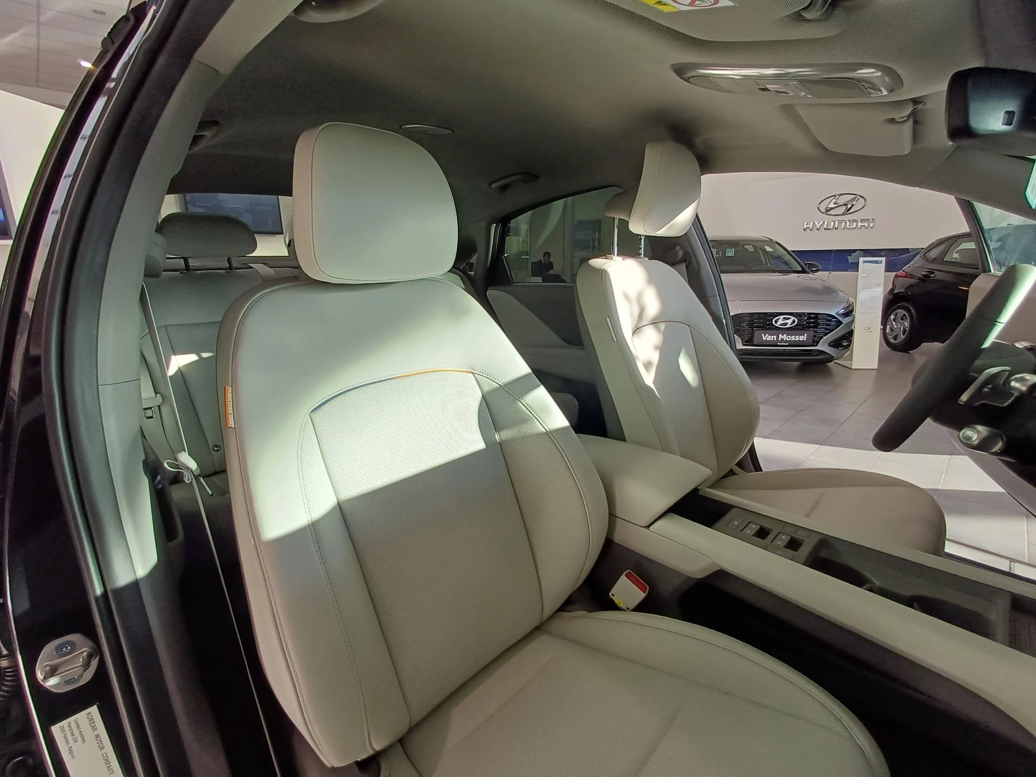 Hyundai-IONIQ 6-image-6