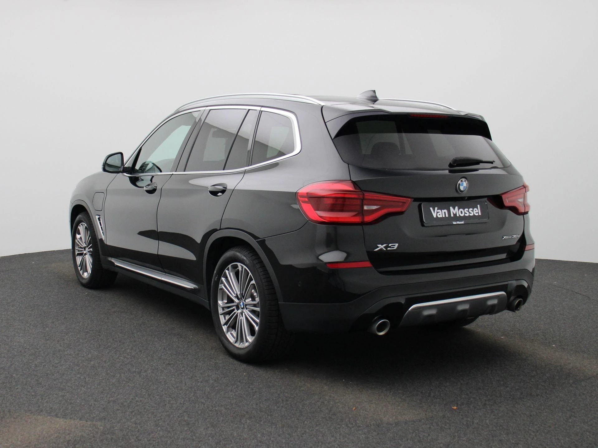 BMW-X3-image-1