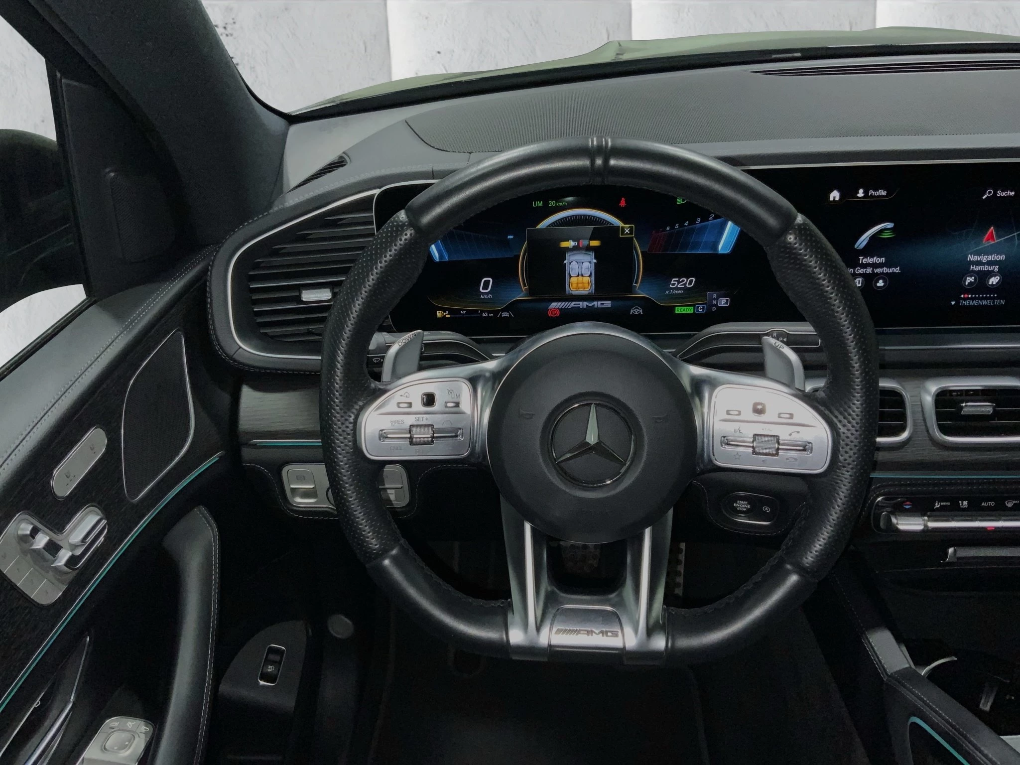 Mercedes-Benz-GLE-image-12