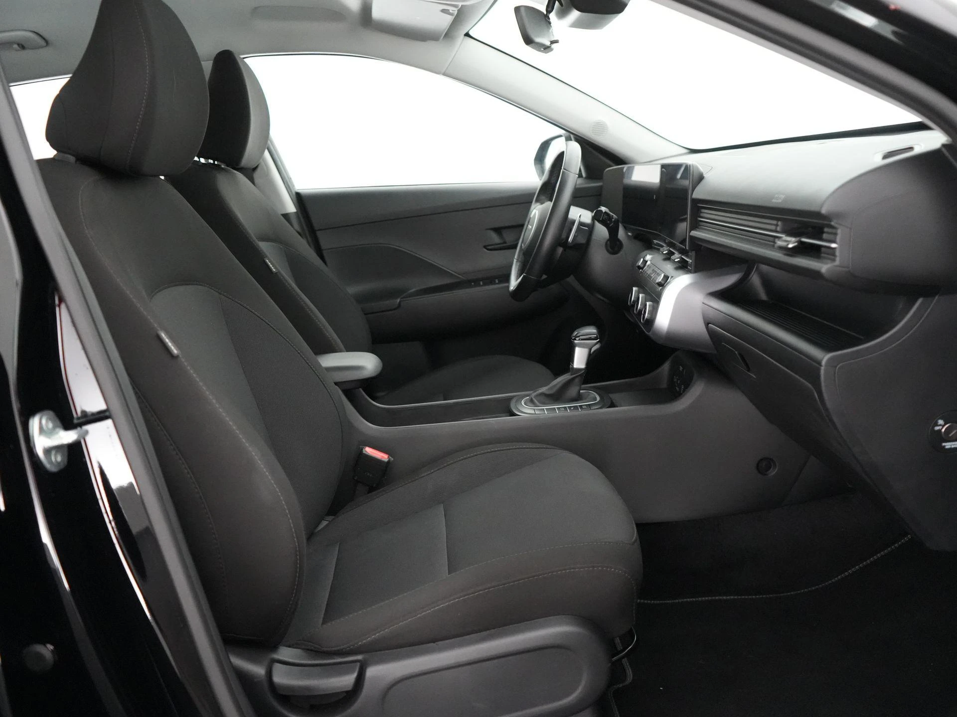Hyundai-Kona-image-11