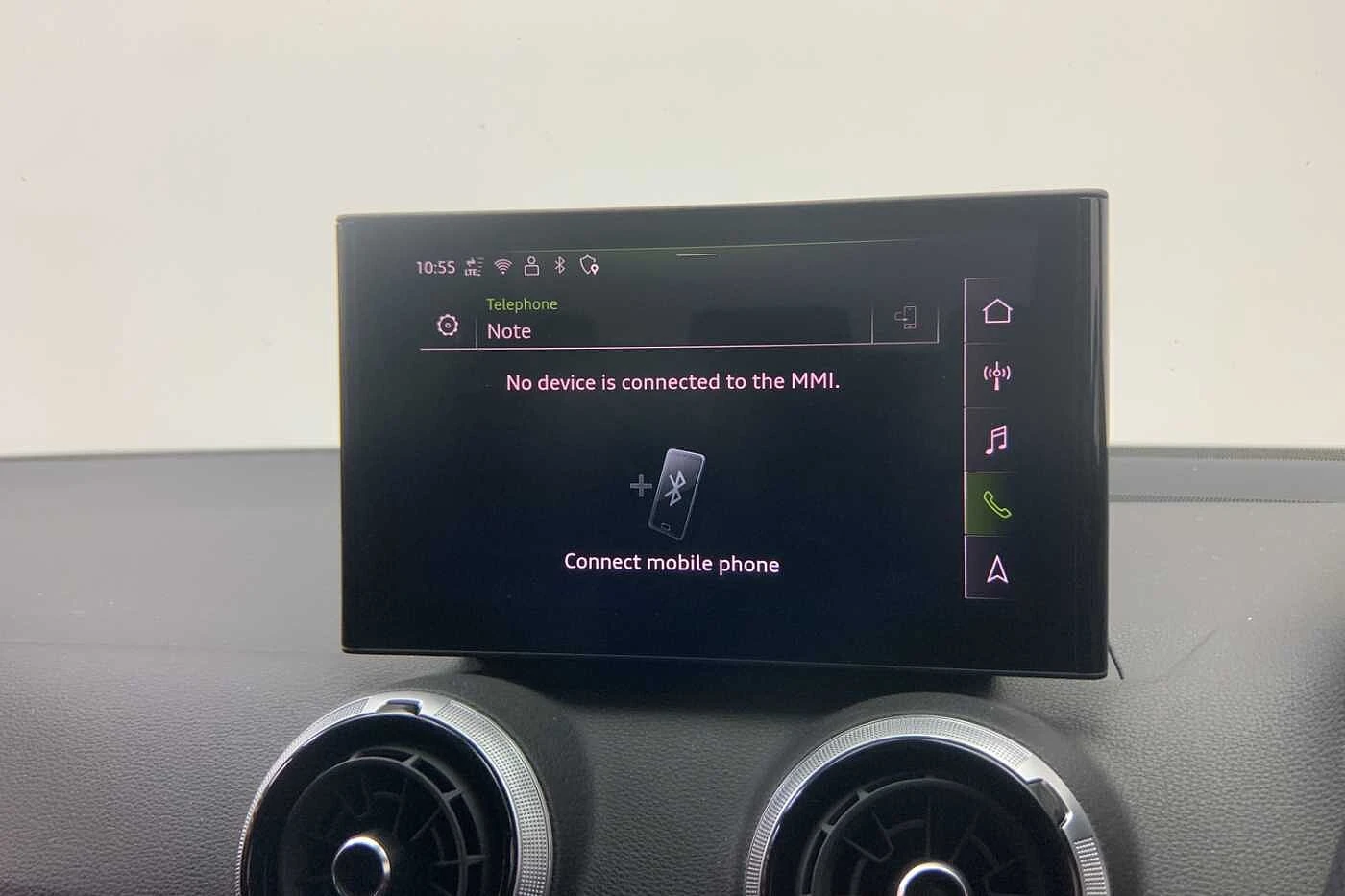 Audi-Q2-image-14