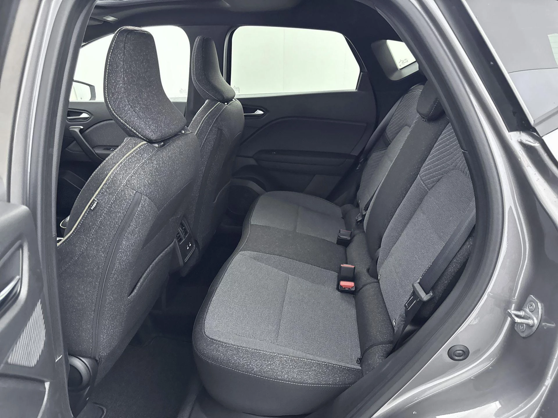 Renault Captur 1.8 E-Tech full hybrid 160Pk Techno