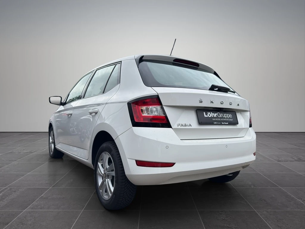 Škoda-Fabia-image-1
