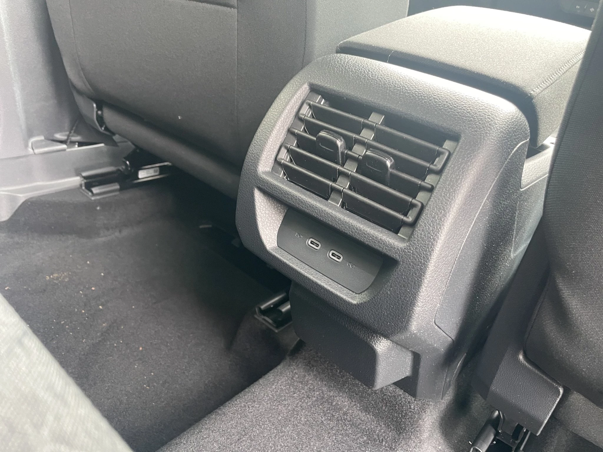 Ford Tourneo Connect Titanium Langer Radstand (L2). Grand 1.5 l EcoBoost PHEV. 6-Gang-Automatikgetriebe.