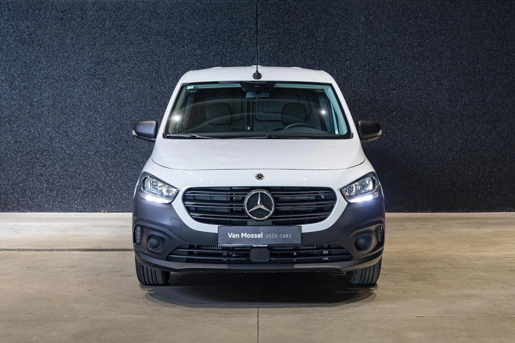 Mercedes-Benz-Citan-image-1