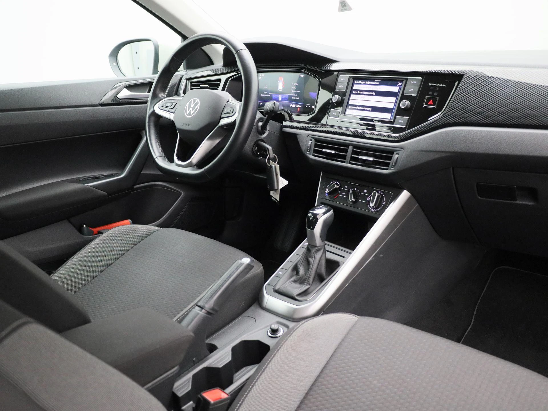 Volkswagen-Taigo-image-34