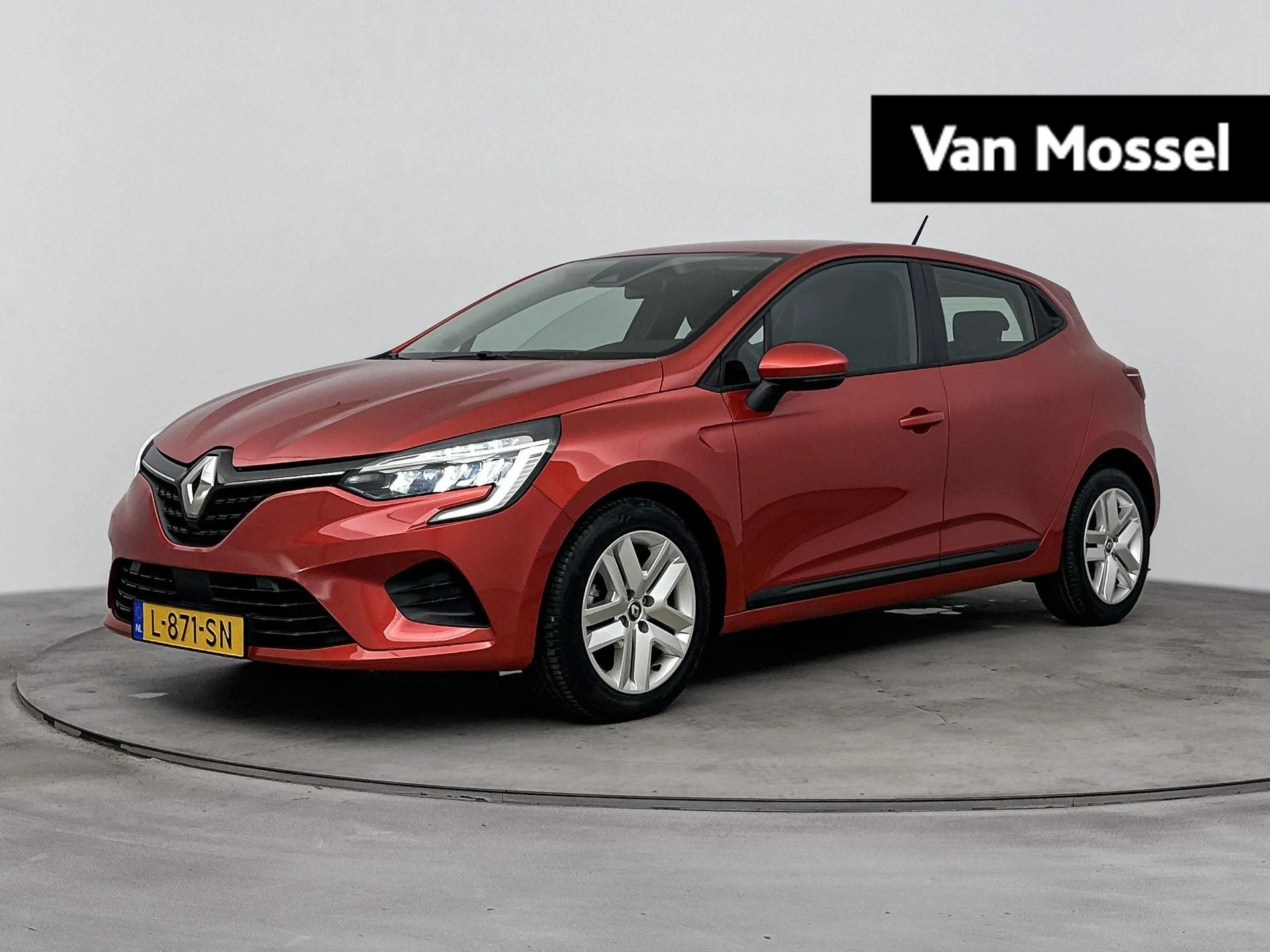 Renault-Clio-image-0