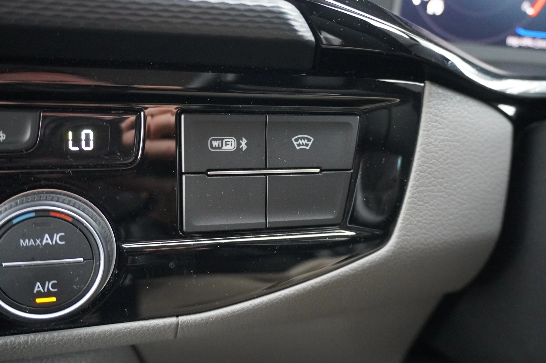 Volkswagen-California-image-19