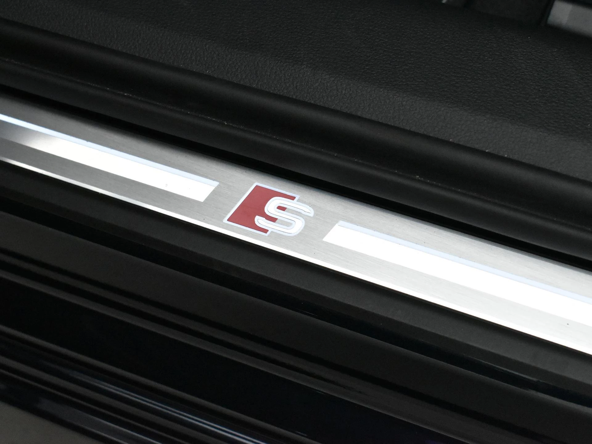Audi A6 Avant 40 TFSI Advanced edition