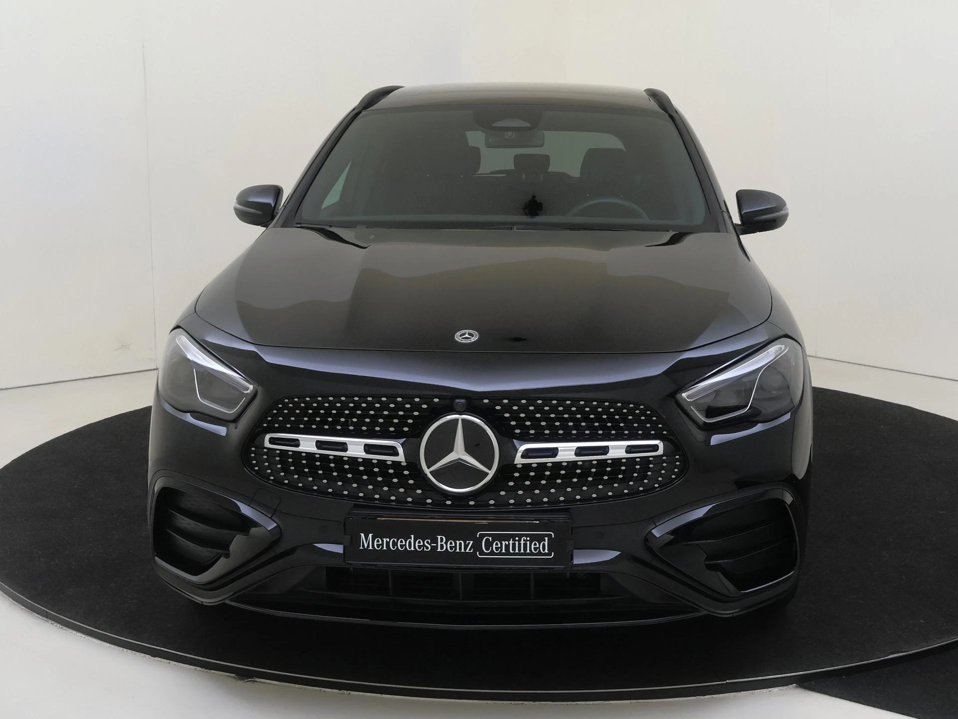 Mercedes-Benz-GLA-image-6