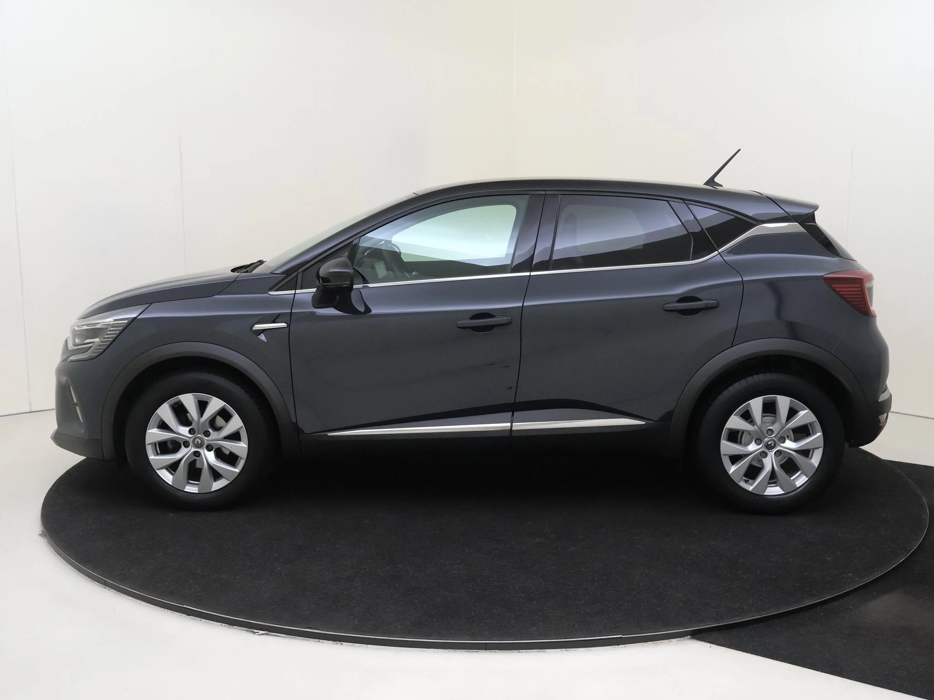 Renault-Captur-image-10