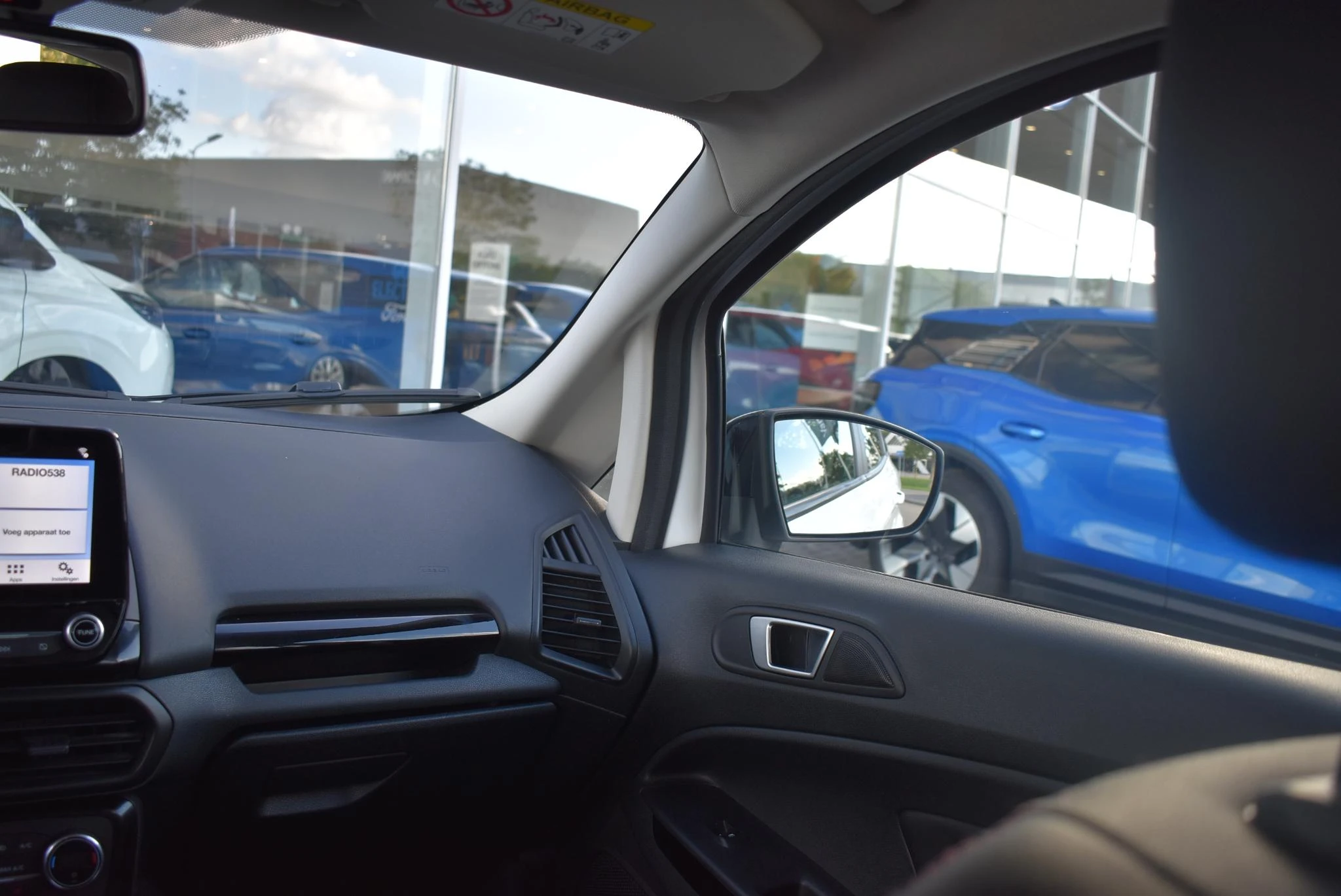 Ford-EcoSport-image-43
