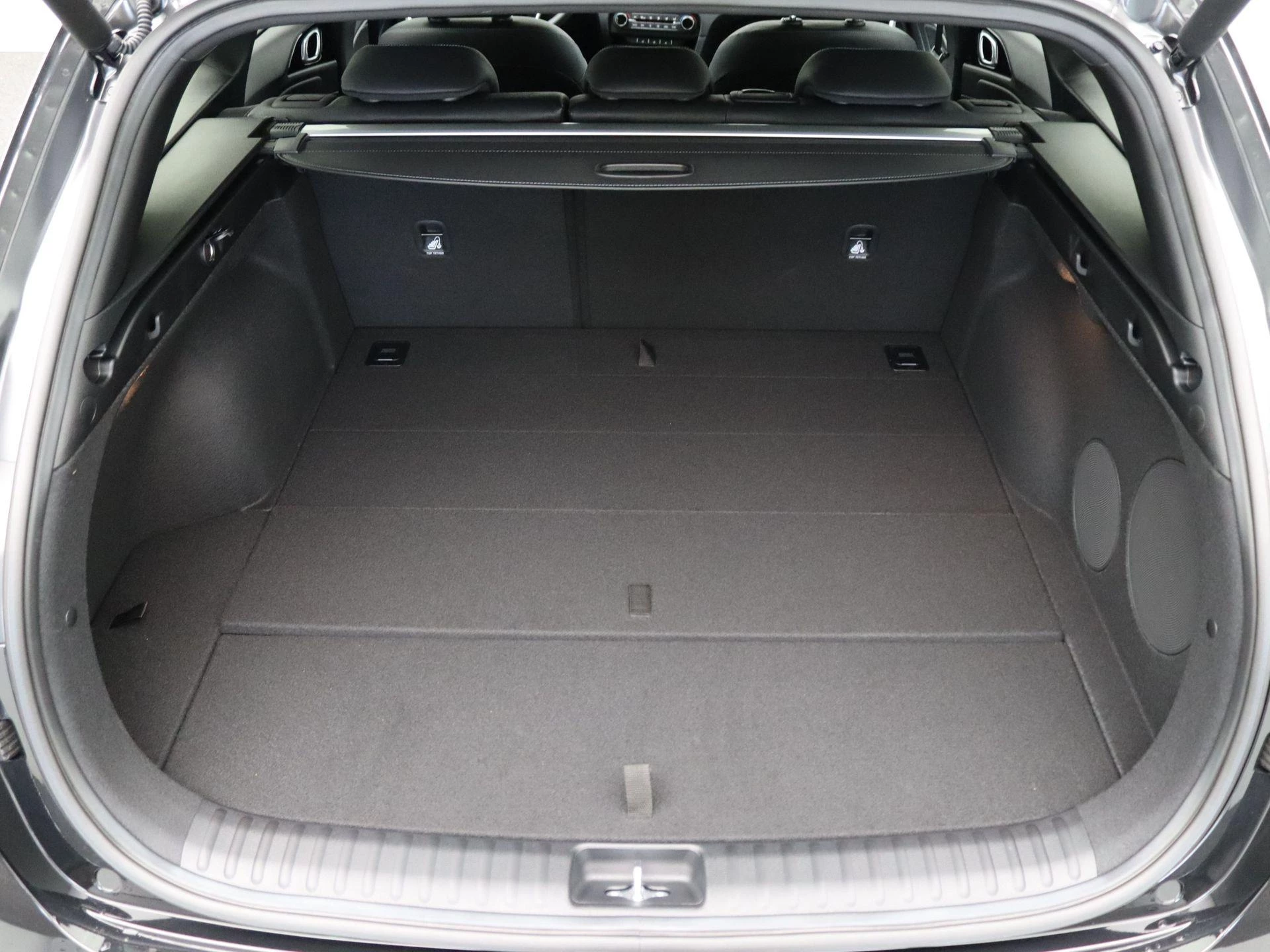 Kia-Ceed Sportswagon-image-30