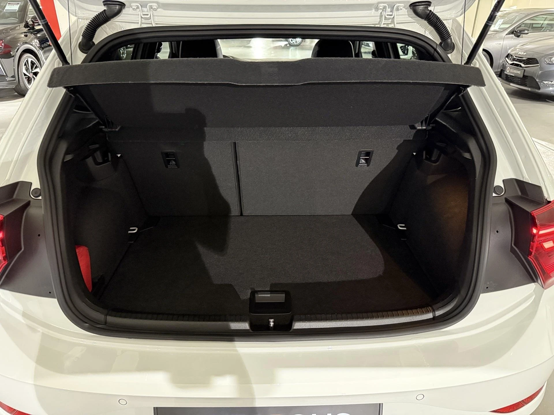 Volkswagen-Polo-image-11