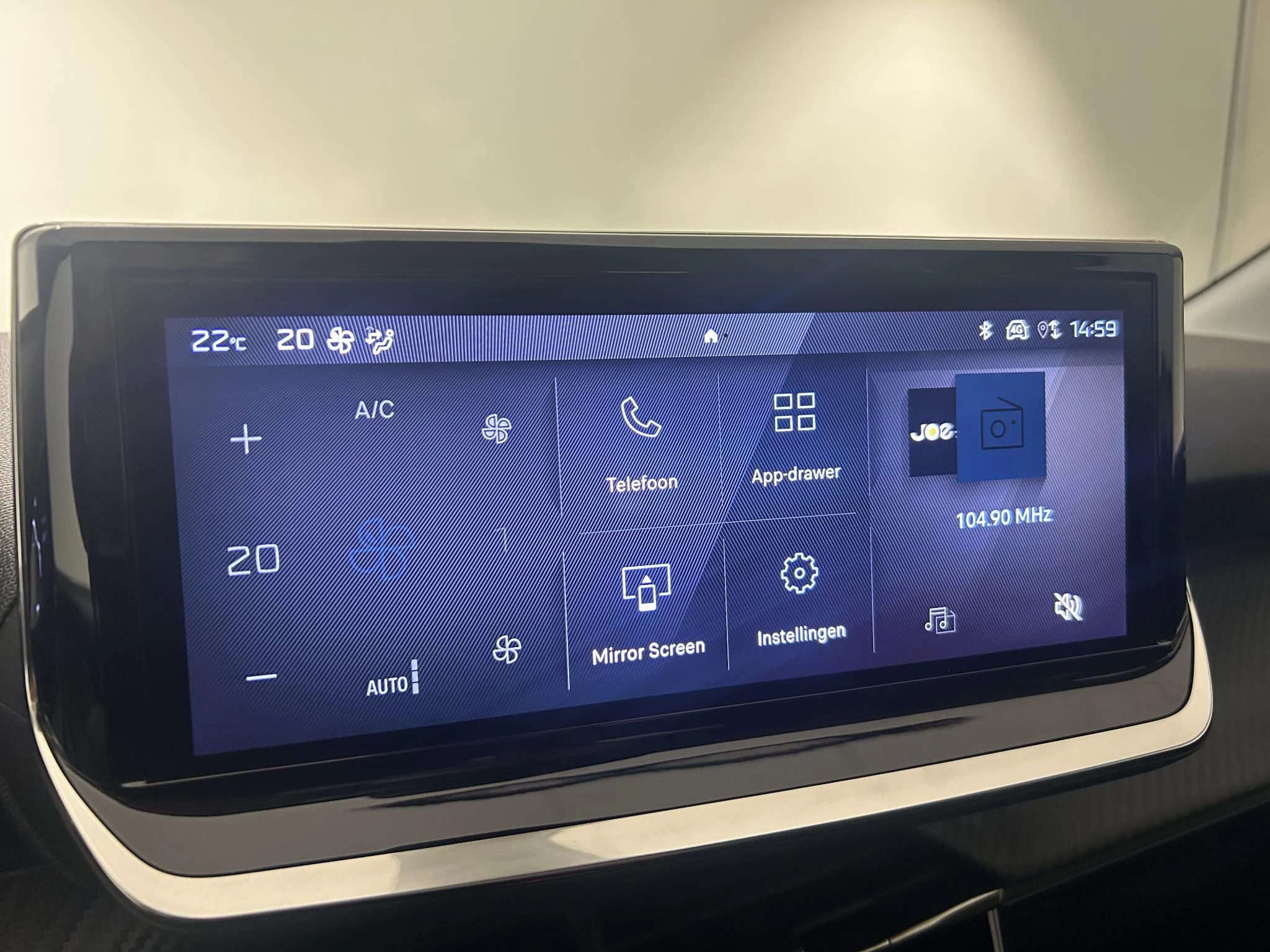 Peugeot 208 1.2 Hybrid 110 e-DCS6 Allure