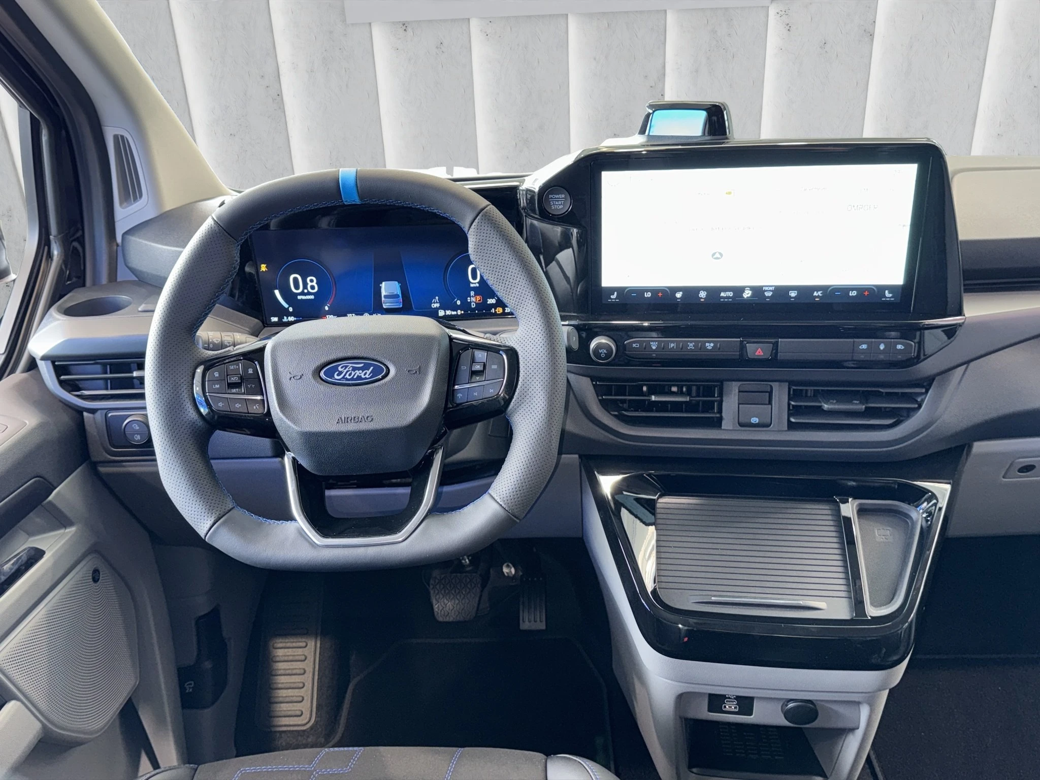 Ford-Tourneo Custom-image-9