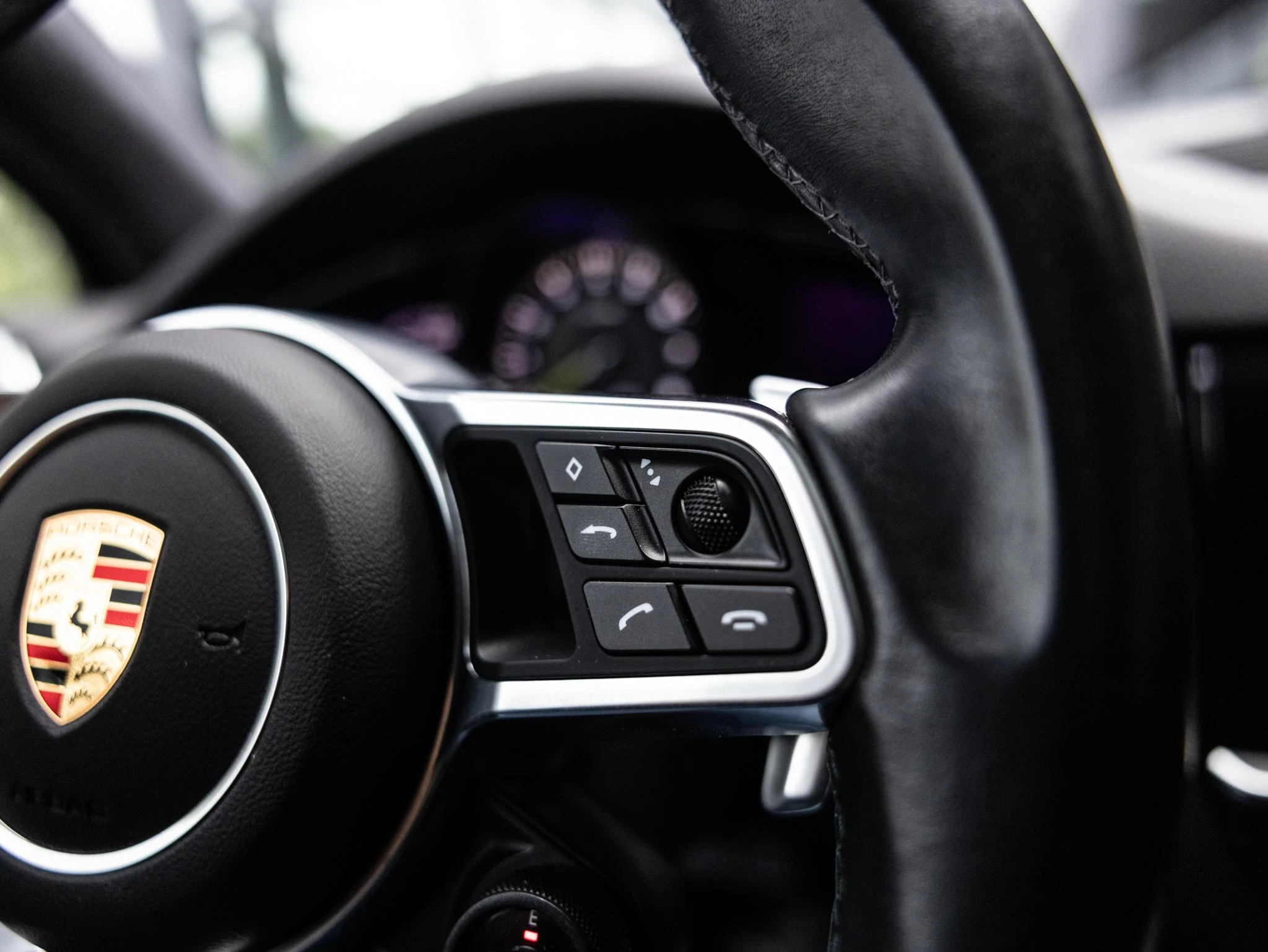 Porsche-Cayenne-image-32