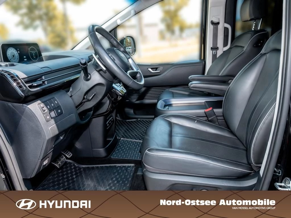 Hyundai Staria 2.2 CRDi SIGNATURE 4WD (7-Sitzer) LED