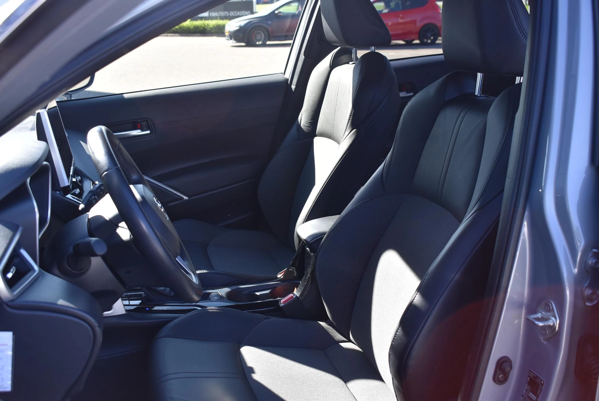 Toyota-Corolla Cross-image-46