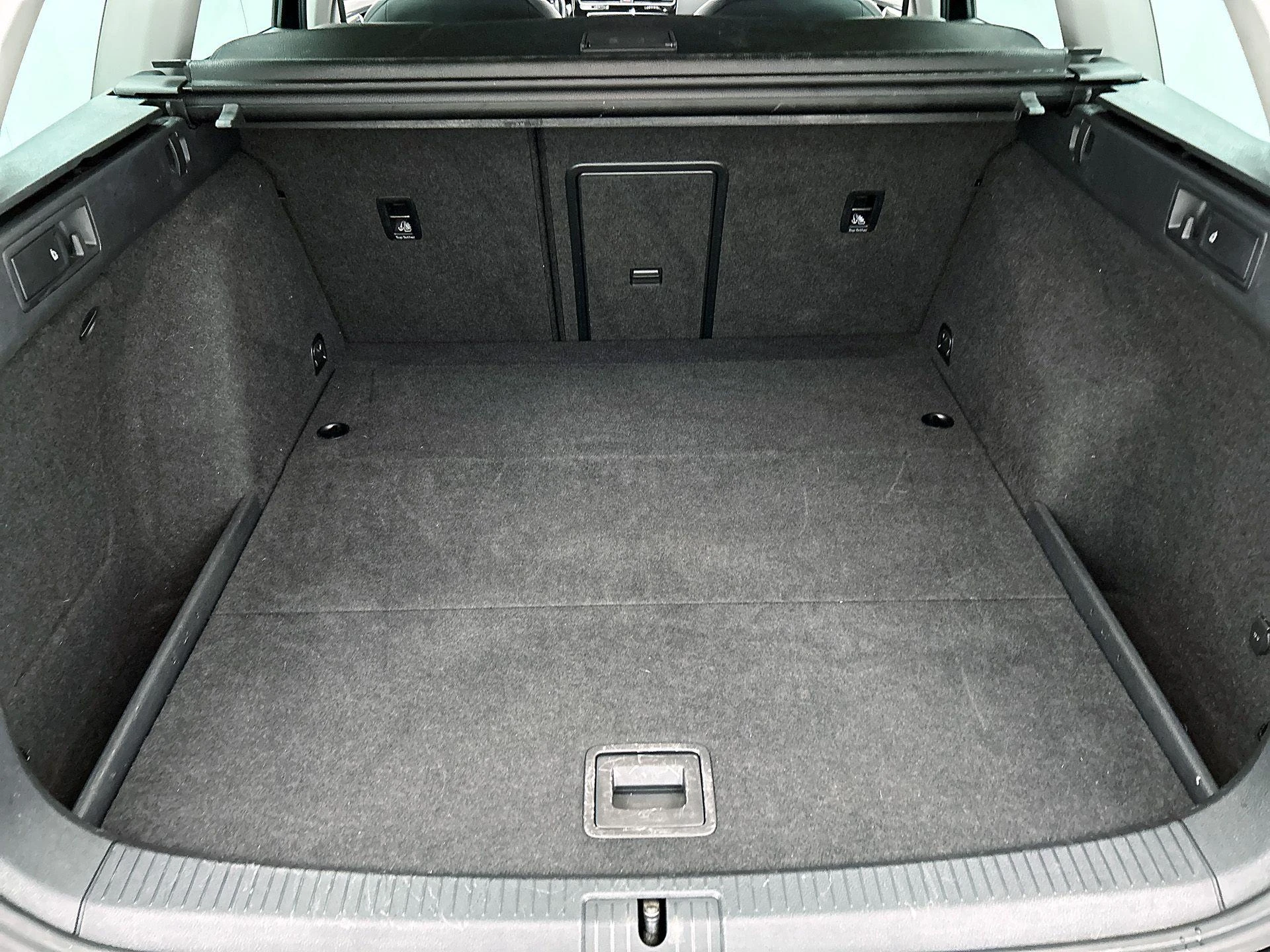 Volkswagen-Golf-image-15