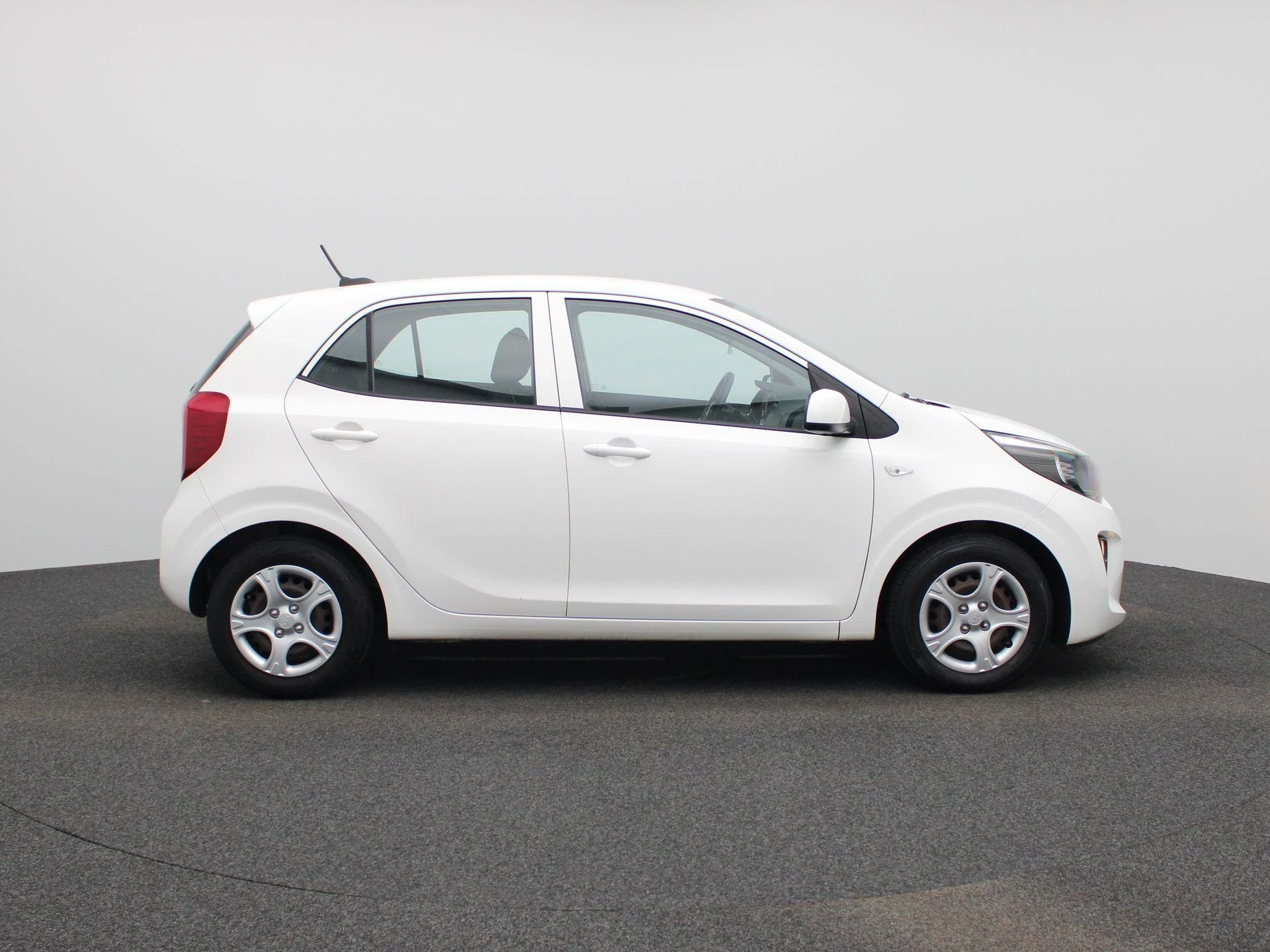 Kia-Picanto-image-5