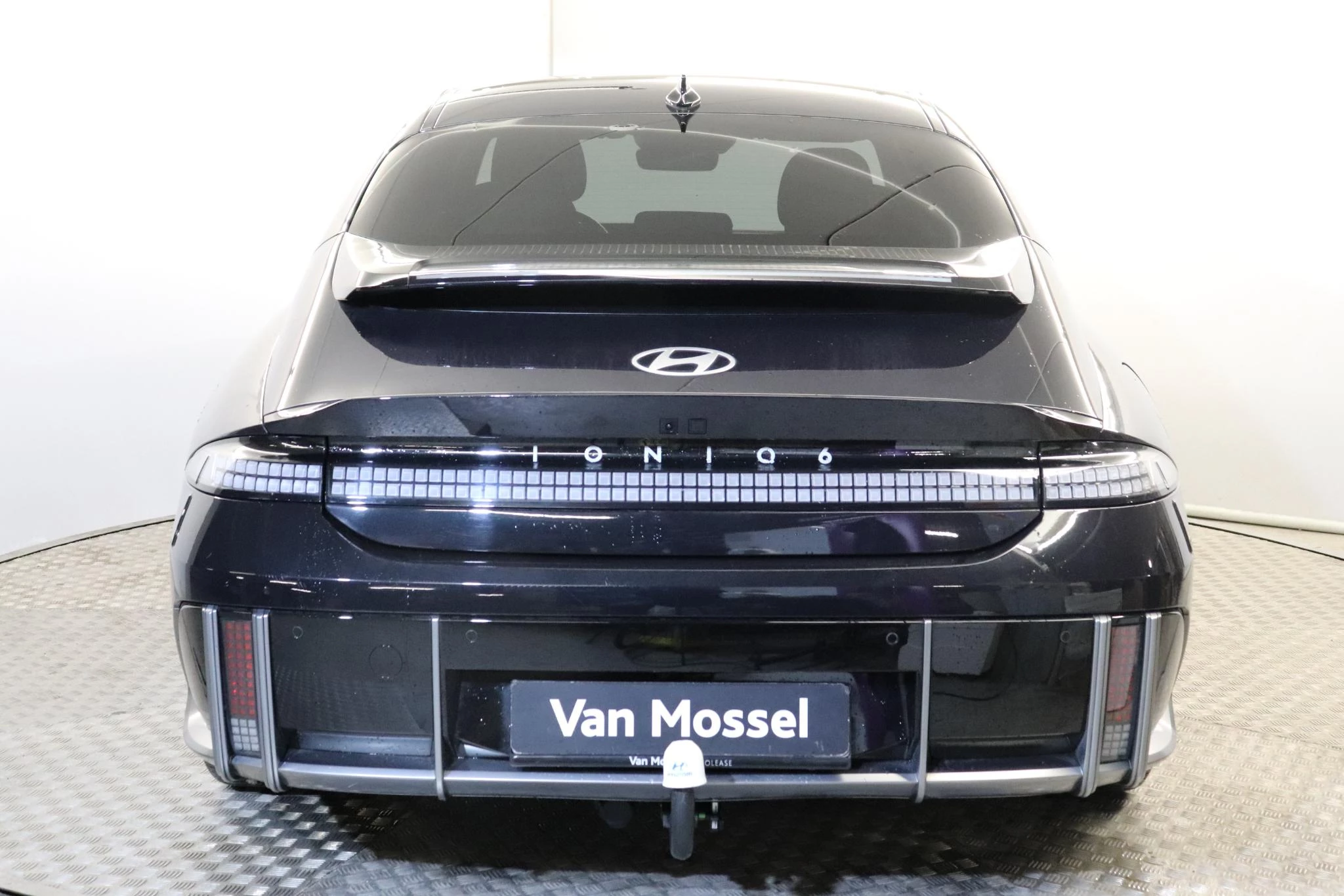 Hyundai IONIQ Electric core