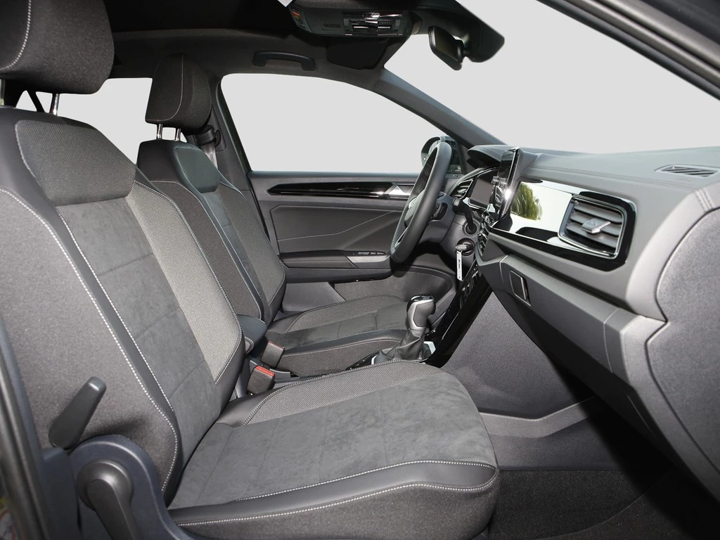Volkswagen T-Roc 2.0 TDI DSG Style AHK, RFK, Pano