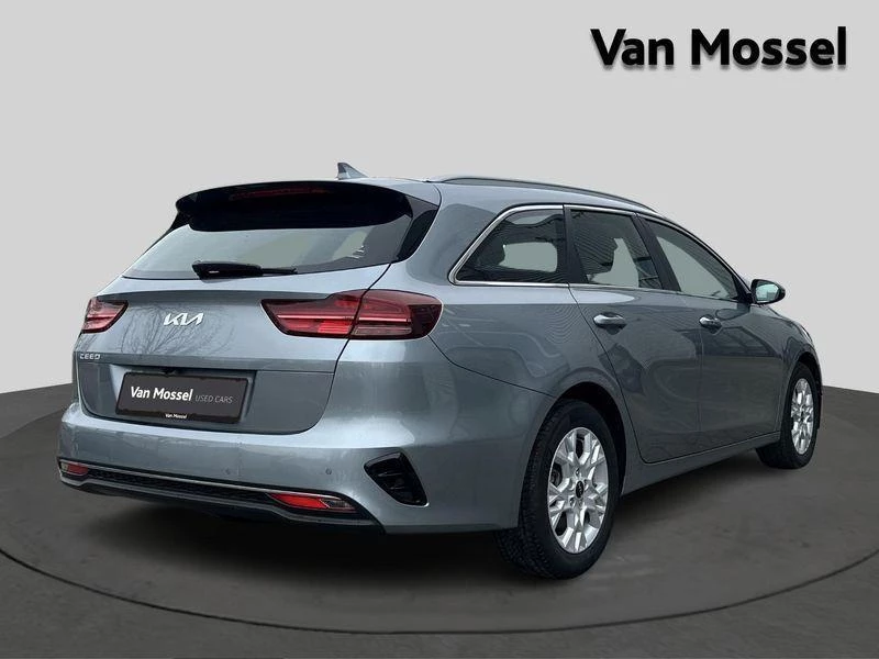 Kia-Ceed Sportswagon-image-3