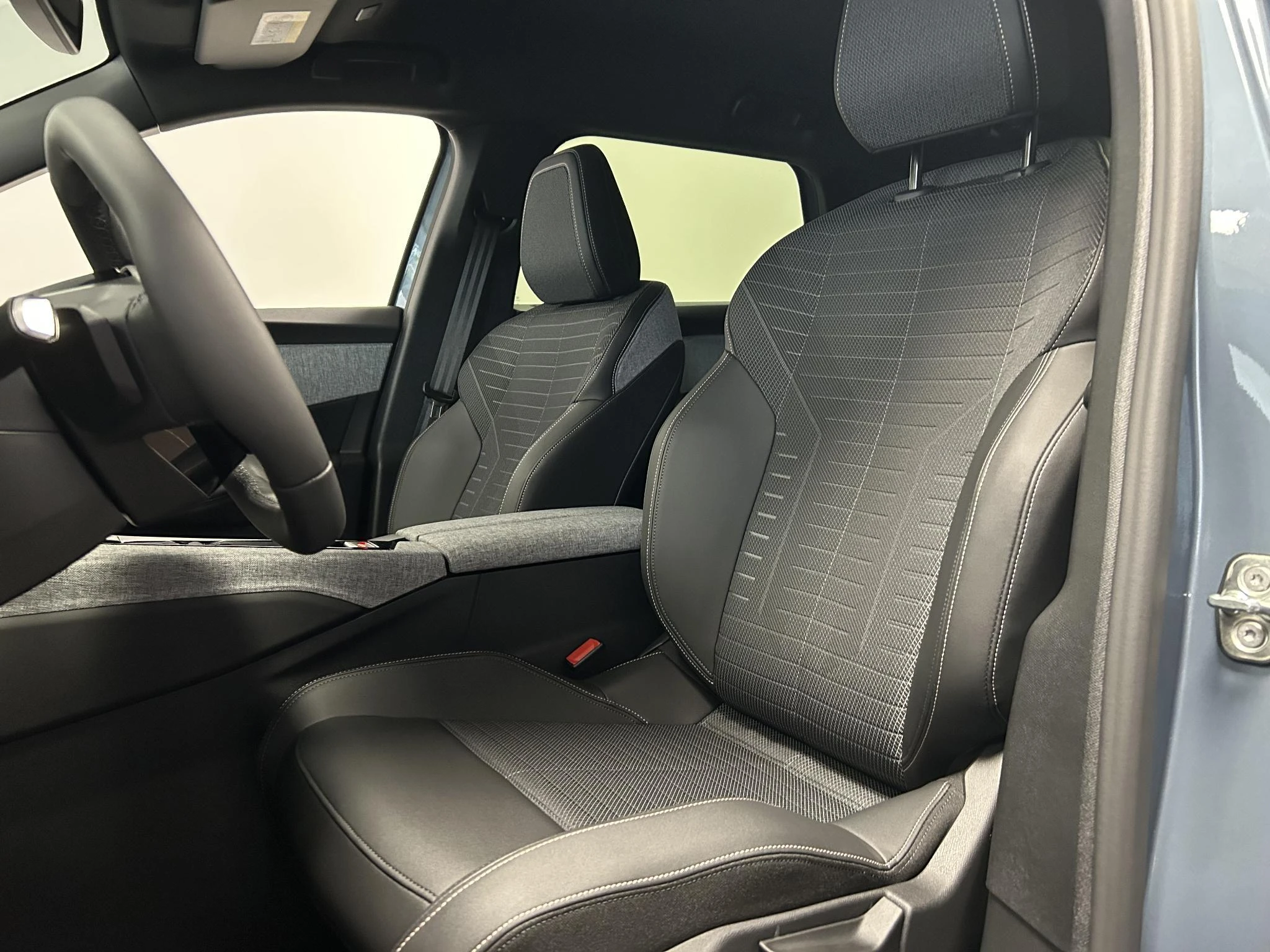 Peugeot-5008-image-14