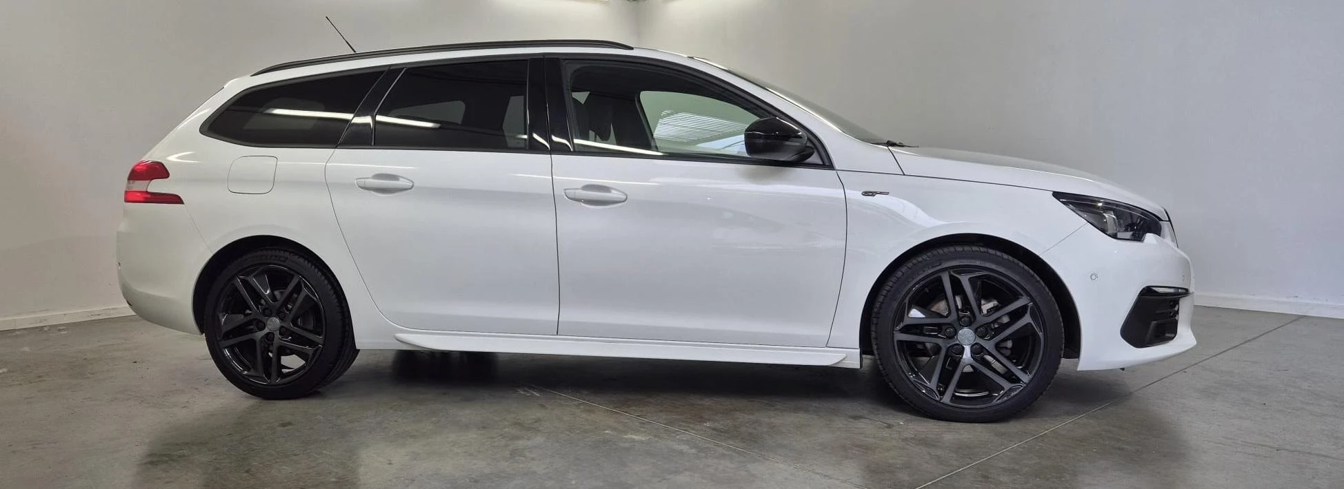 Peugeot 308 1.5 BlueHDi 130 DPF S&S GT Pack